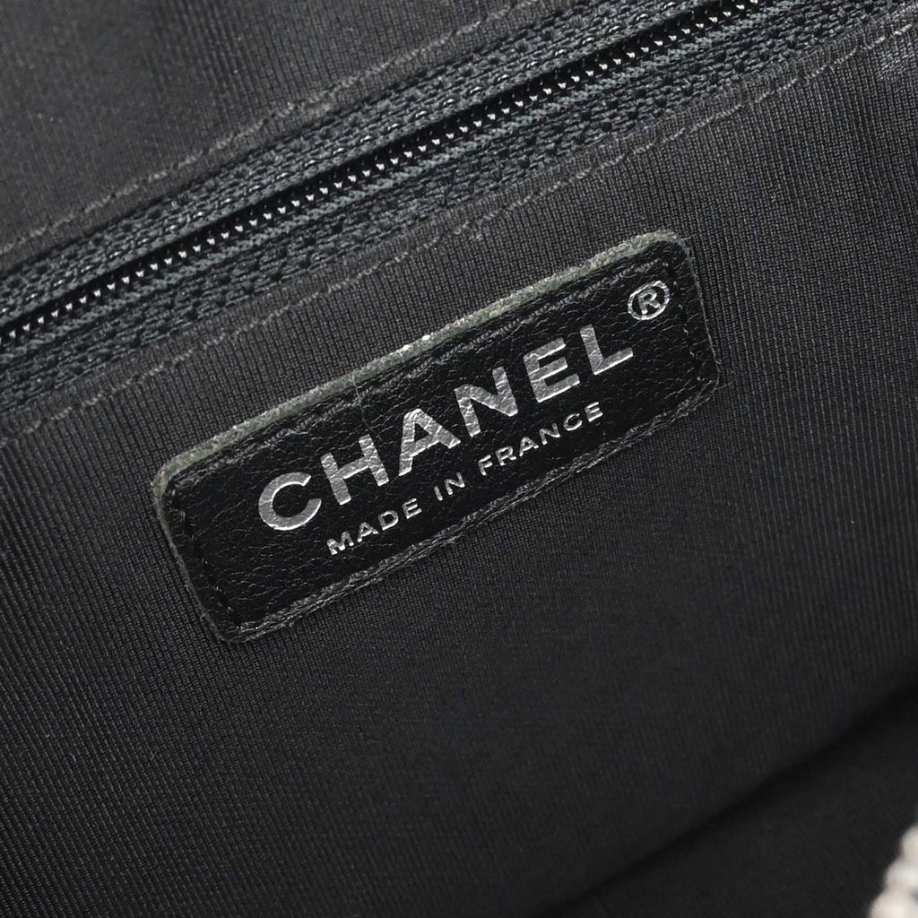 Chanel 2016-2017 Black Calfskin Casual Rock Shoulder Bag