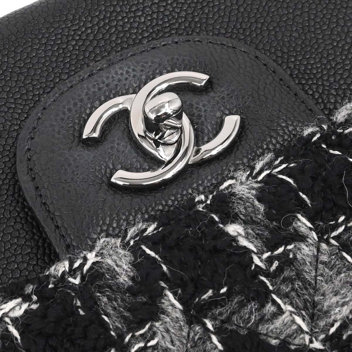 Chanel 2017 Black Caviar Skin Tweed Jumbo Classic Double Flap Shoulder Bag