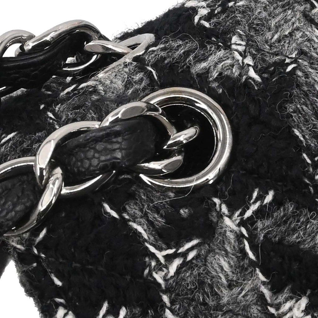 Chanel 2017 Black Caviar Skin Tweed Jumbo Classic Double Flap Shoulder Bag