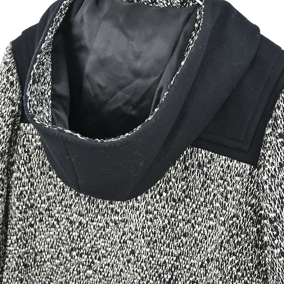 Chanel 2011-2012 Hooded Duffel Coat Tweed Black #34