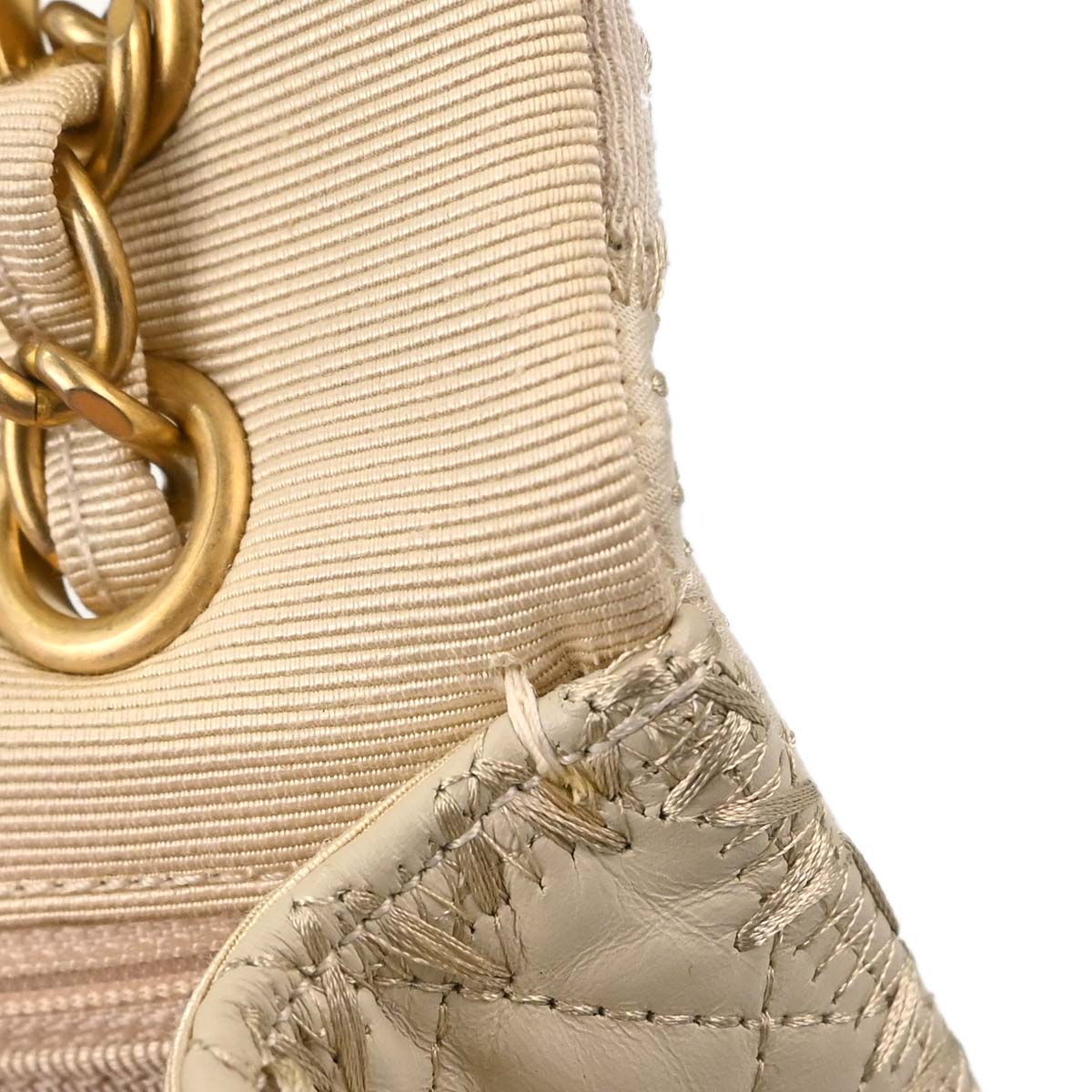 Chanel 2018 Ivory Tweed Patchwork Shoulder Bag
