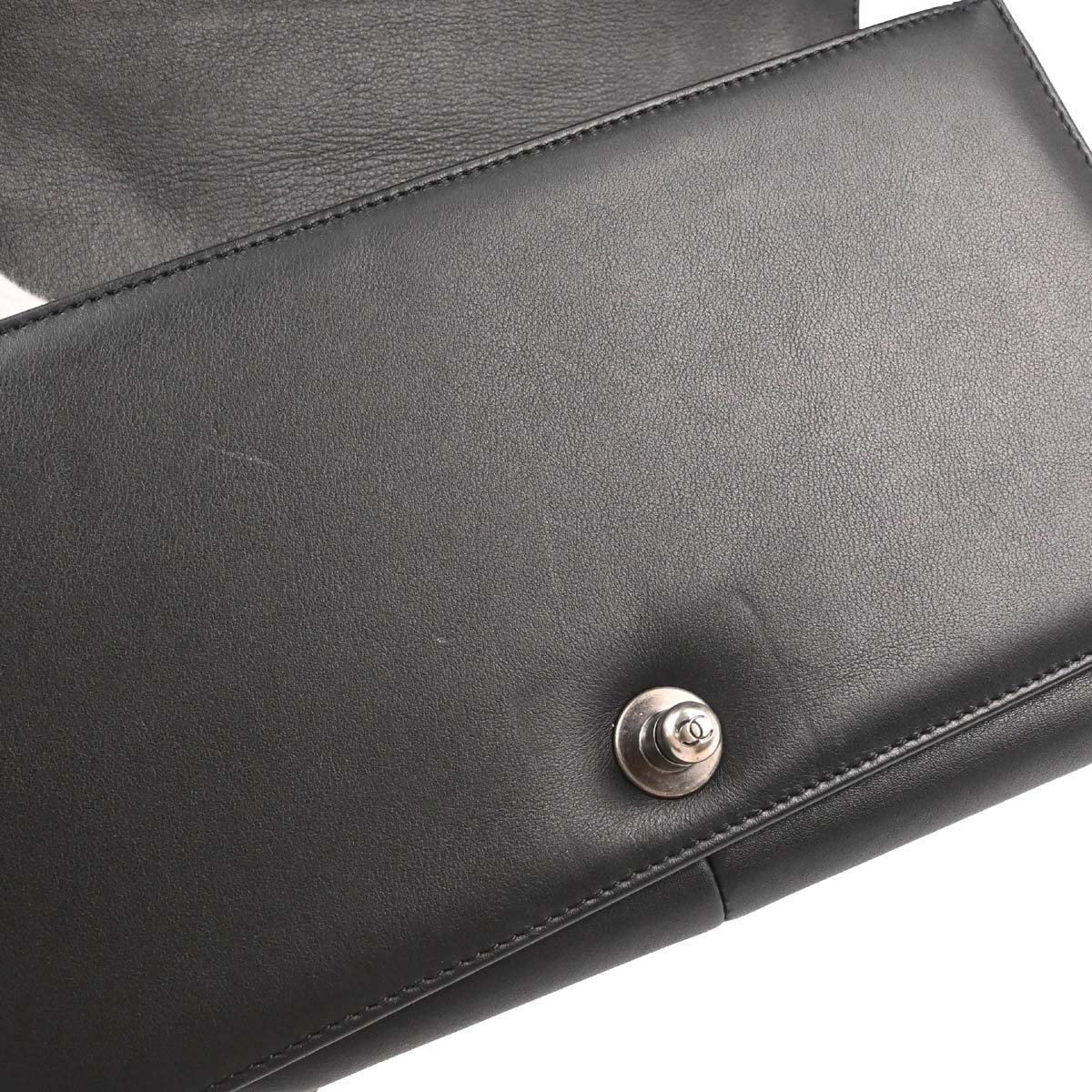 Boy Chanel Black Lambskin Medium Chain Shoulder Bag
