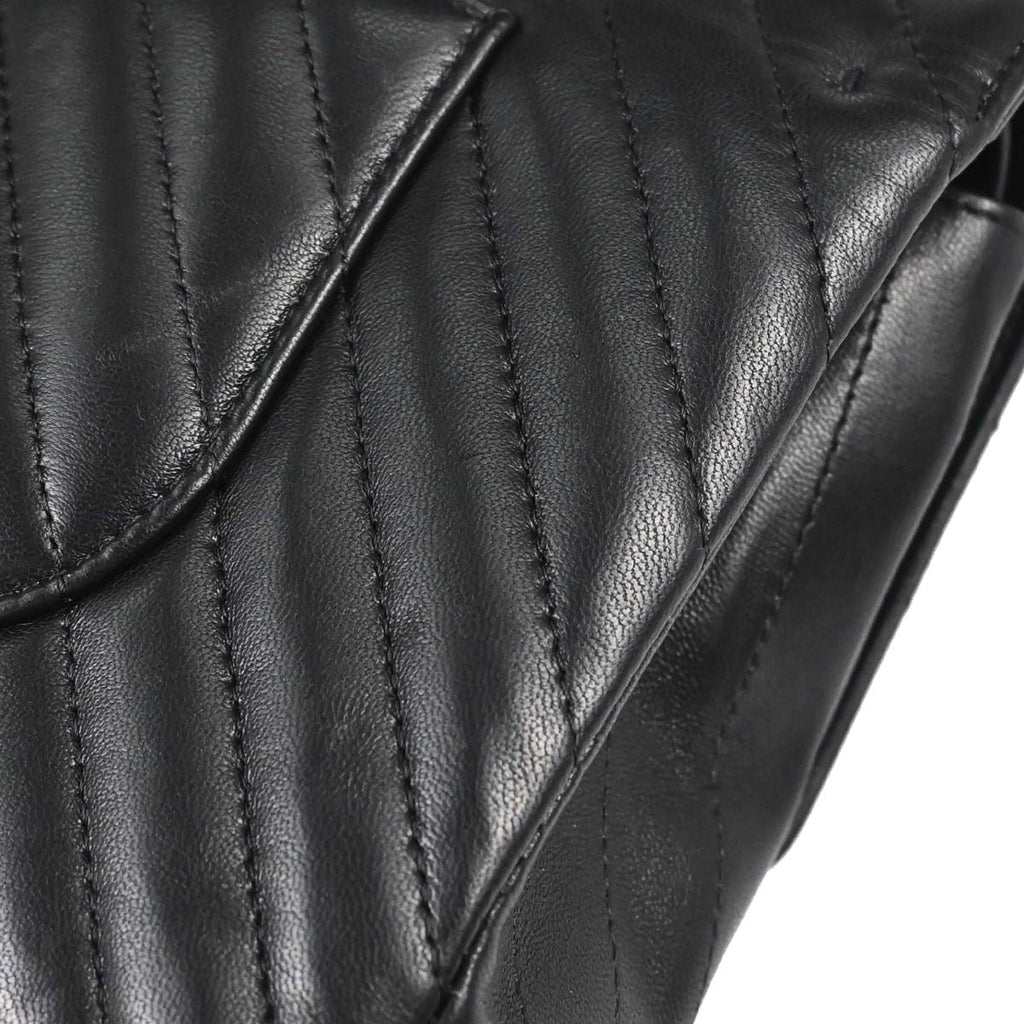 Chanel 2019 Black Lambskin Chevron Medium Classic Double Flap Shoulder Bag