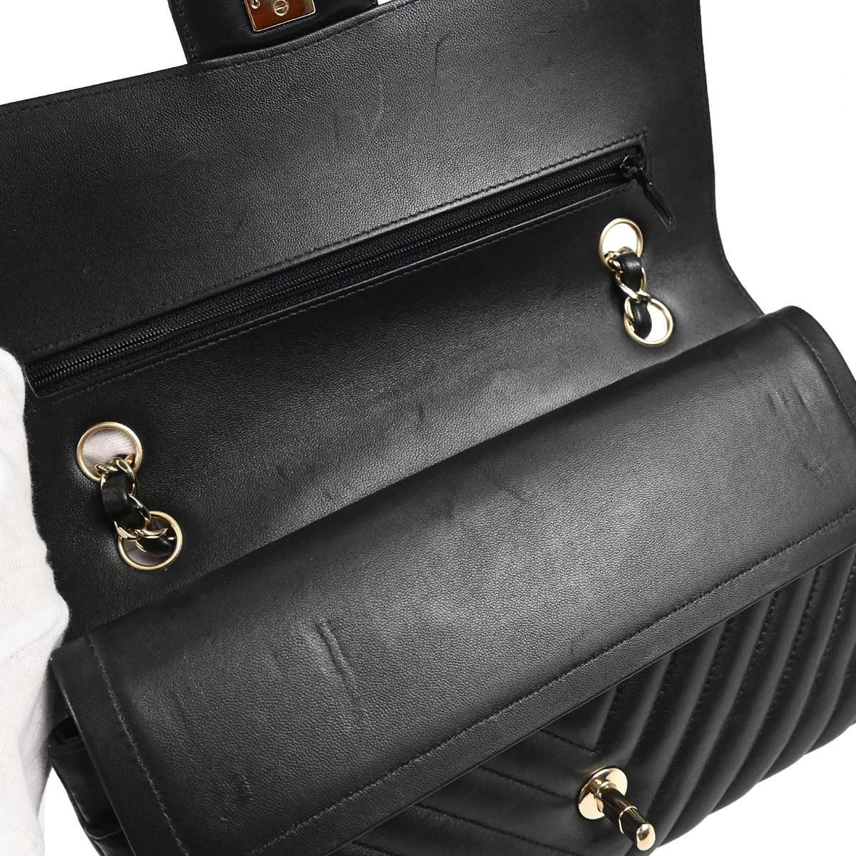 Chanel 2019 Black Lambskin Chevron Medium Classic Double Flap Shoulder Bag