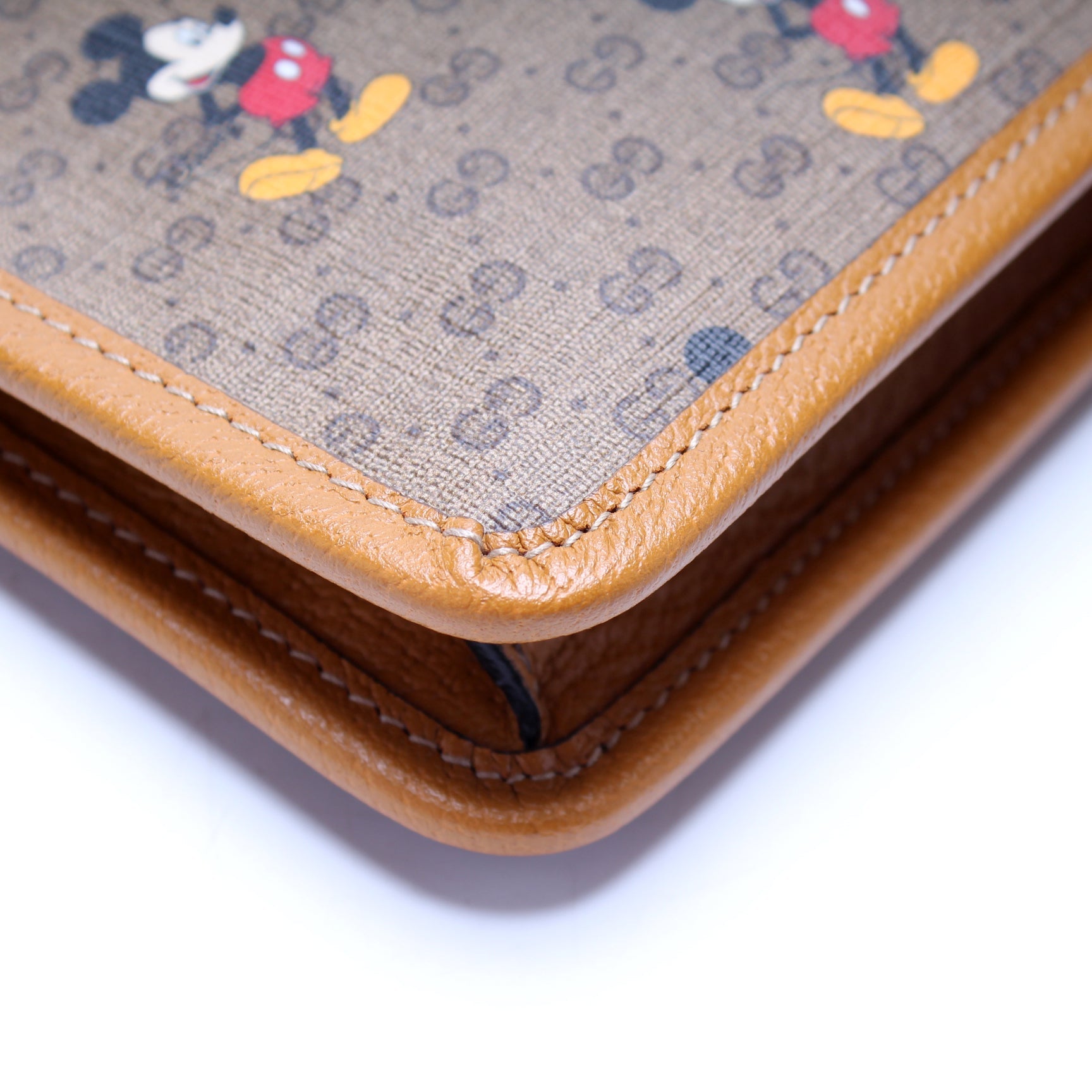 602552 Gucci X Disney GG Supreme Mickey Mouse Zip Pouch