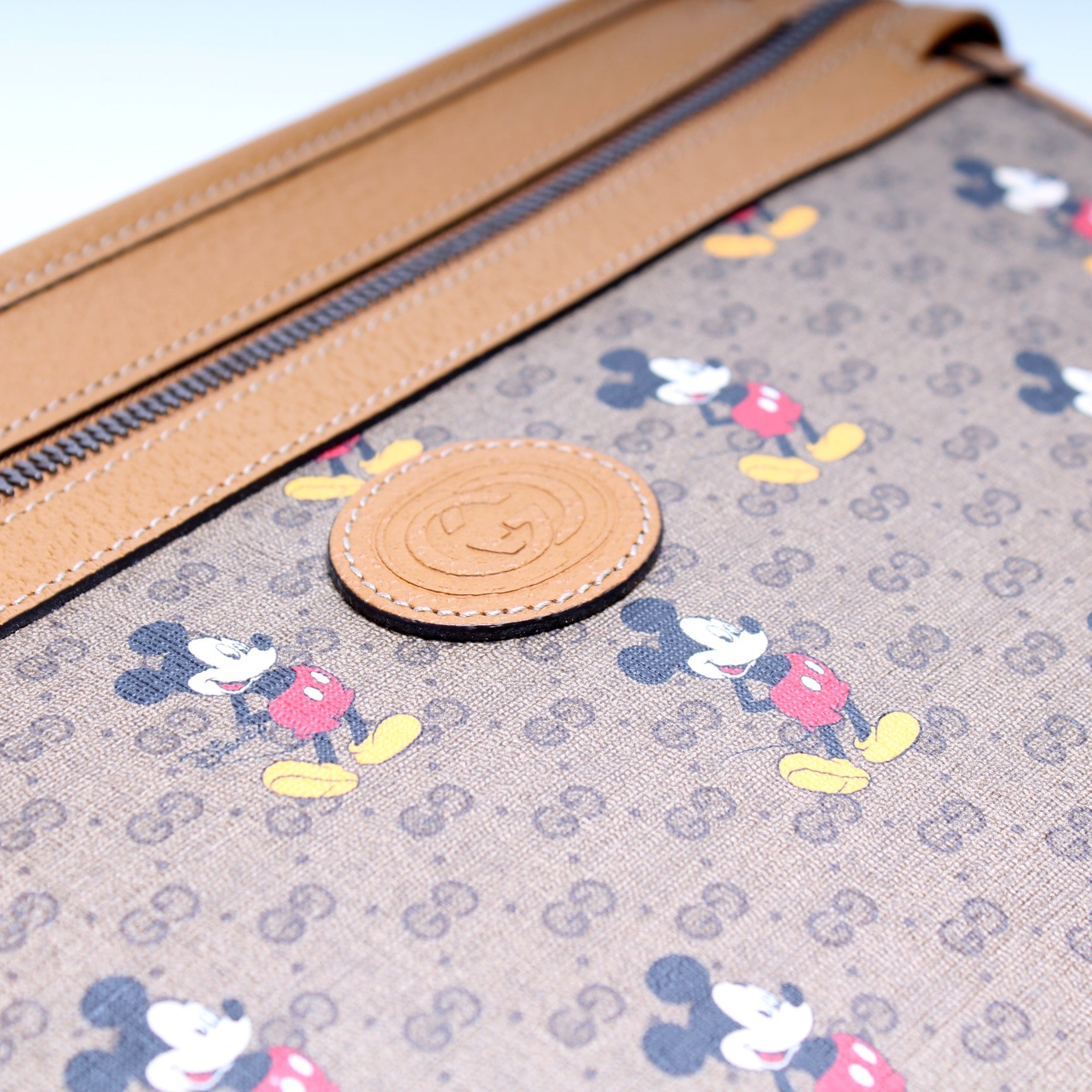 602552 Gucci X Disney GG Supreme Mickey Mouse Zip Pouch