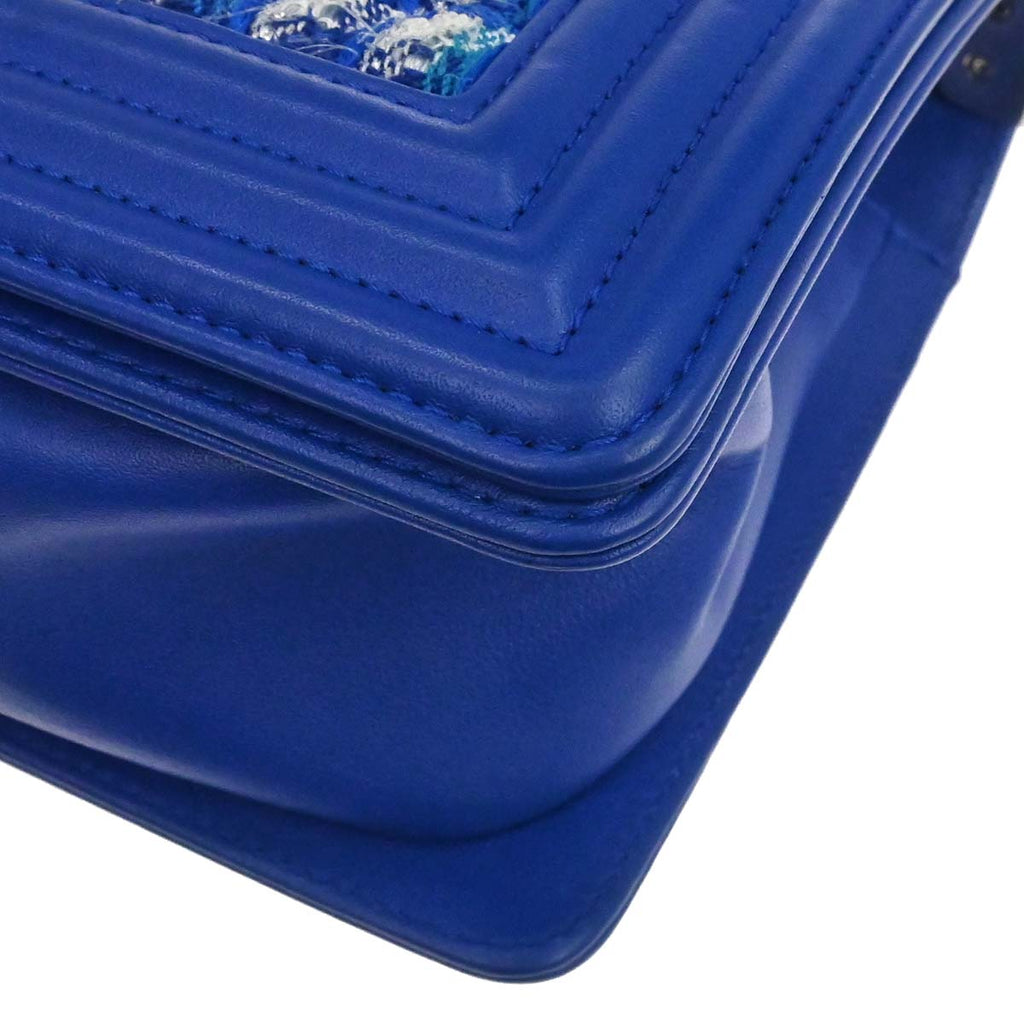 Boy Chanel Blue Tweed Medium Shoulder Bag
