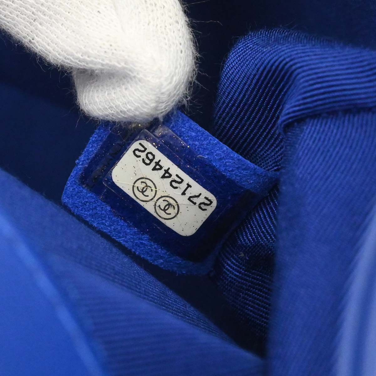 Boy Chanel Blue Tweed Medium Shoulder Bag