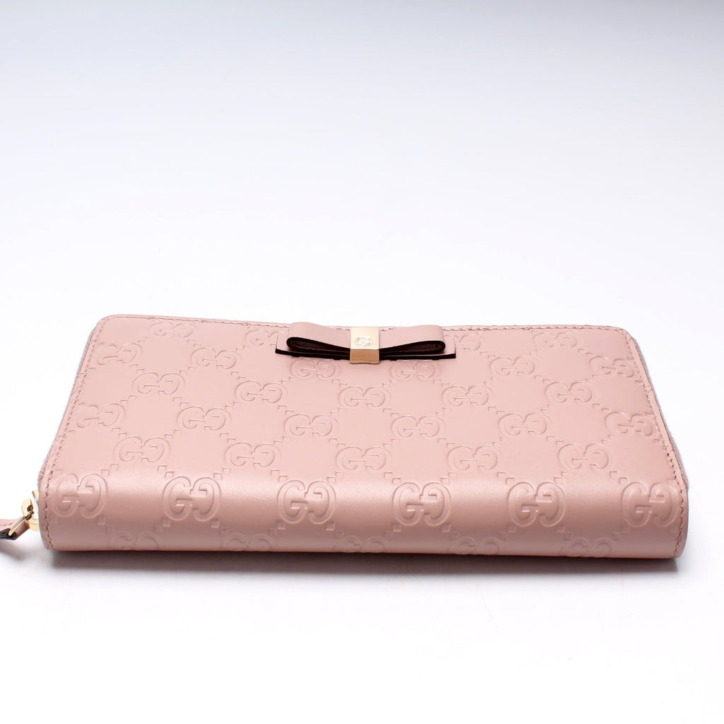 trade 388680 Bow Zip Around Wallet Guccissima
