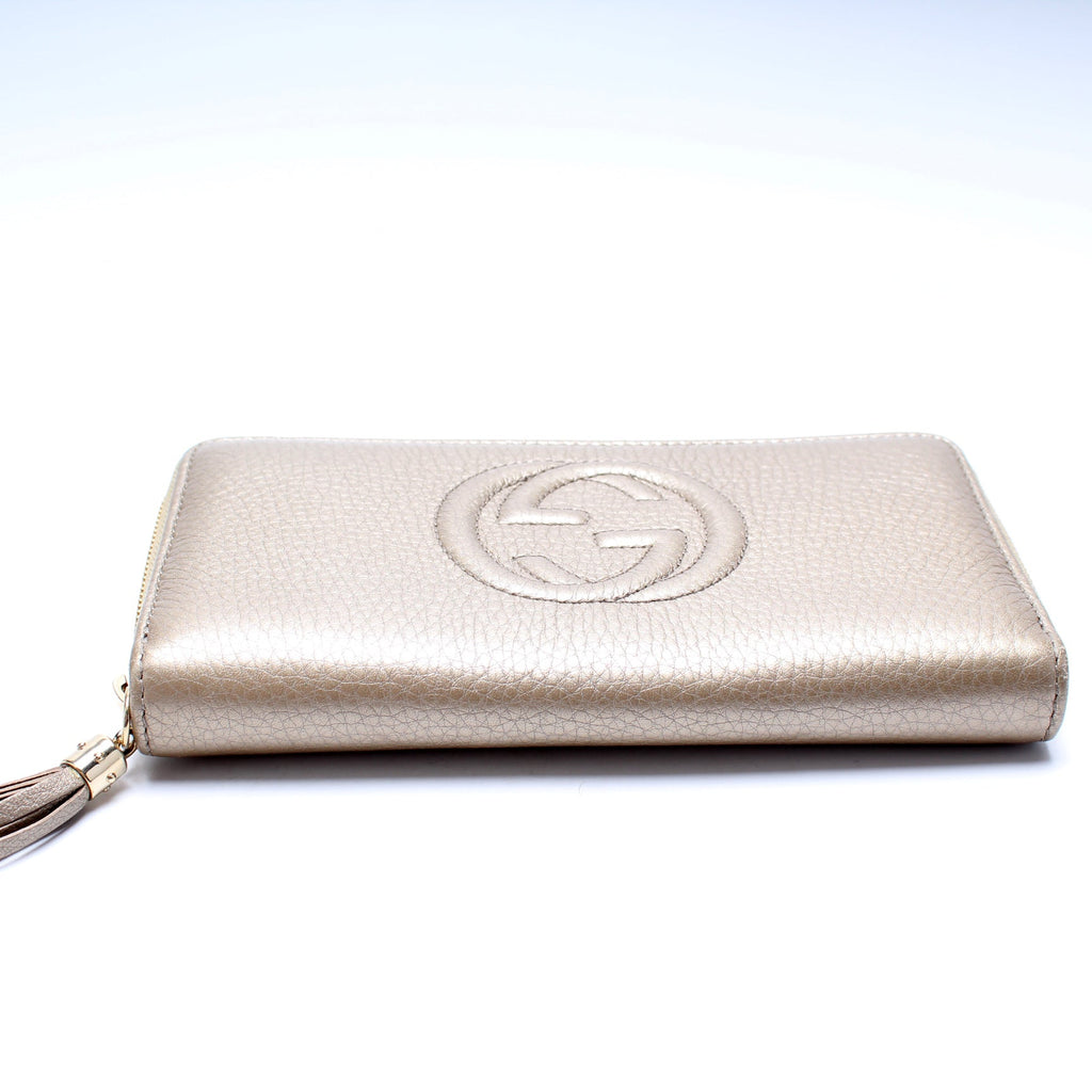 308004 Soho Zippy Wallet