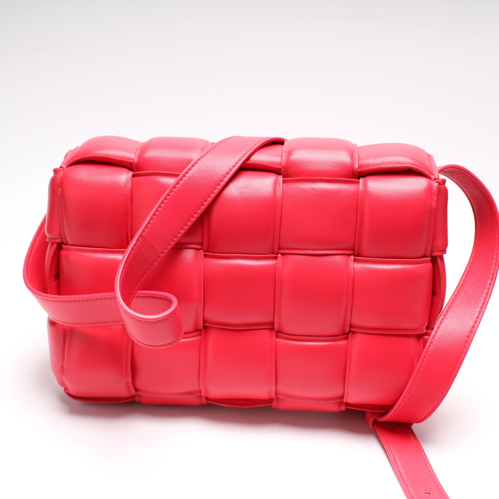 Intrecciato Padded Cassette Bag