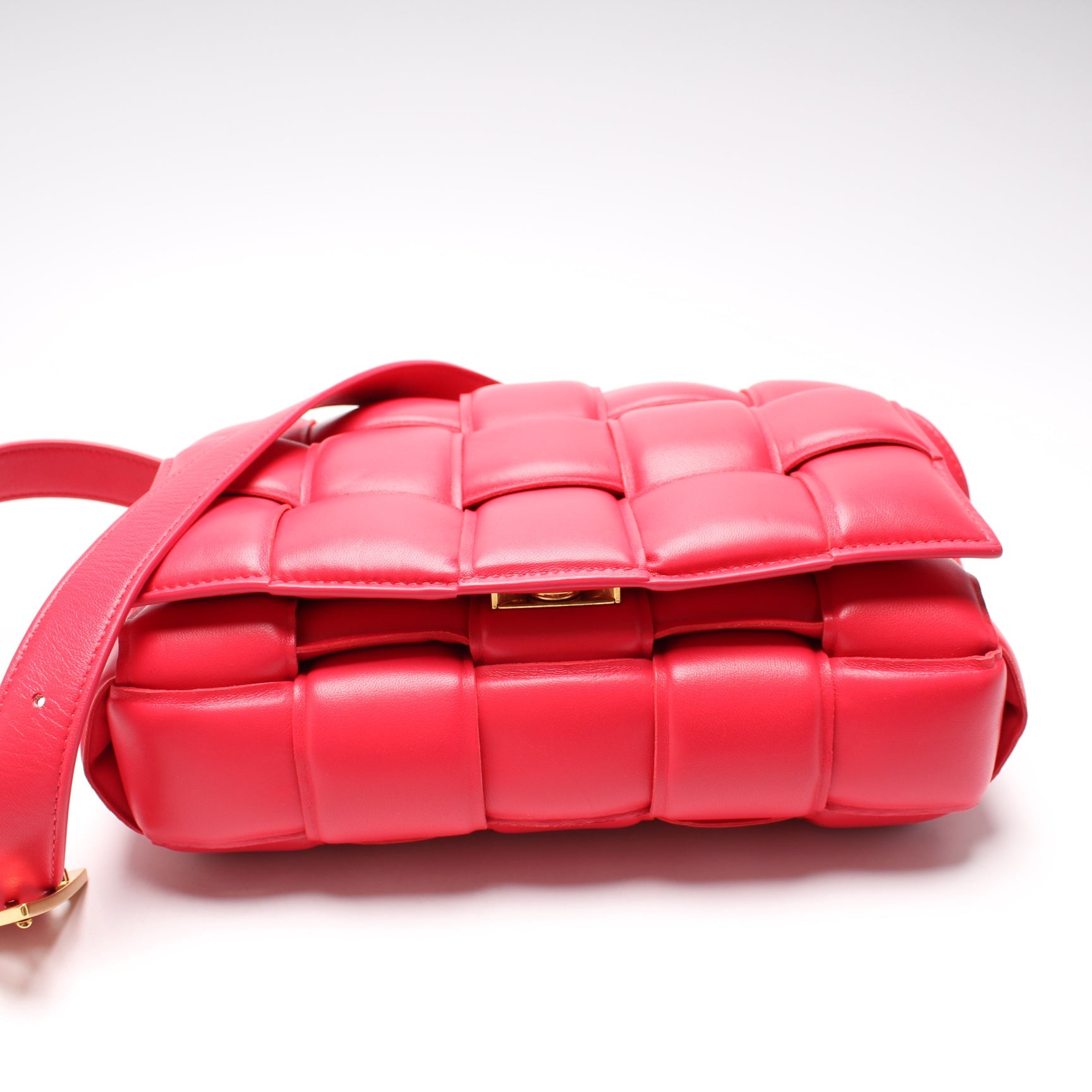 Intrecciato Padded Cassette Bag