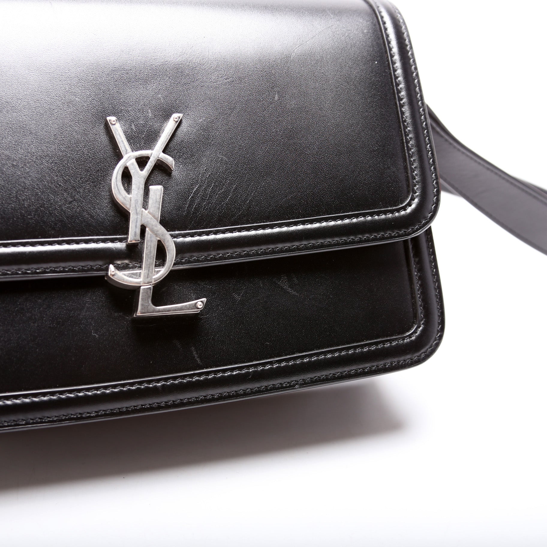 Solferino Satchel Medium Calfskin