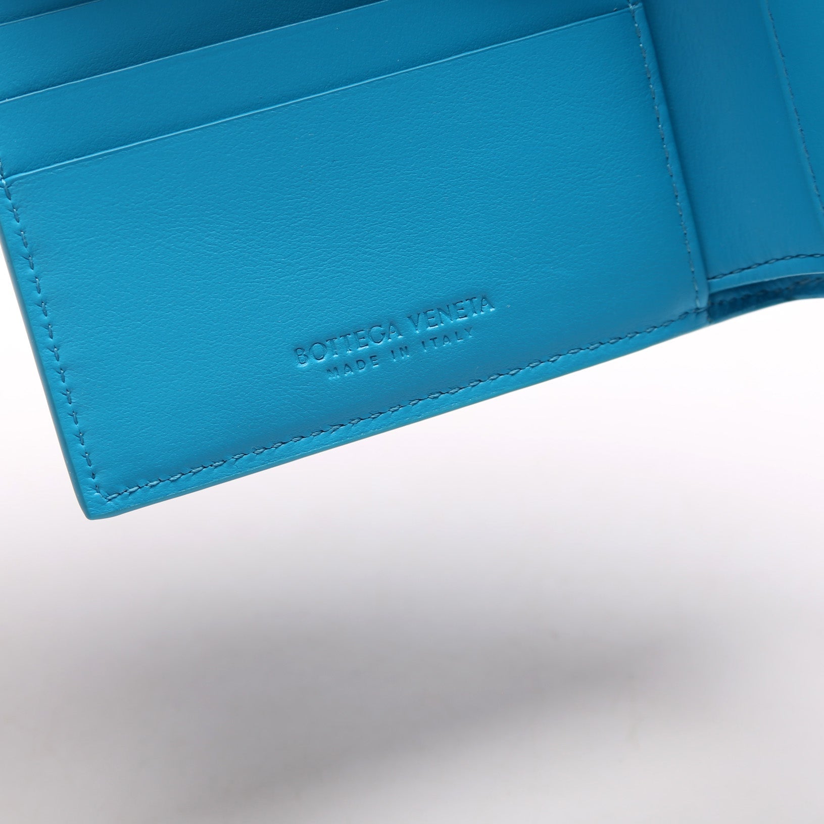 Intrecciato Bifold Wallet