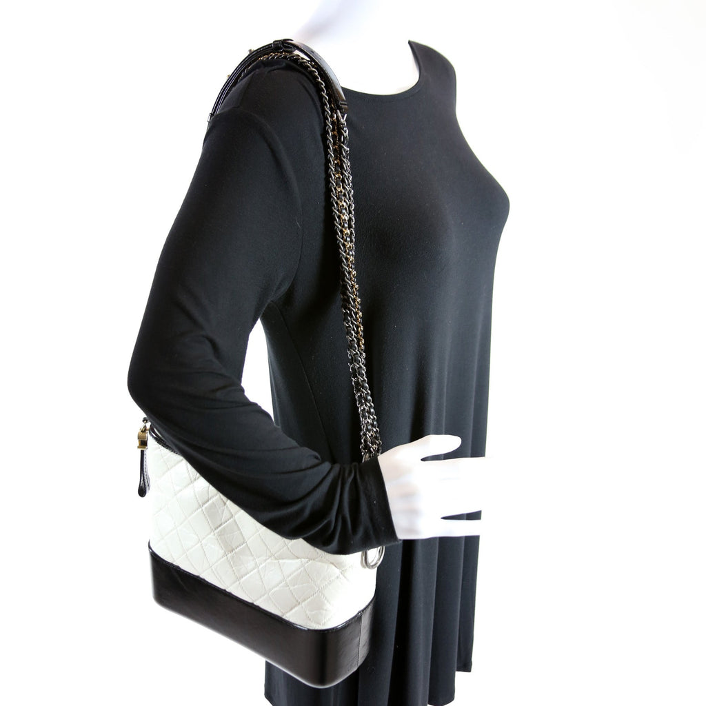 Gabrielle Hobo Medium