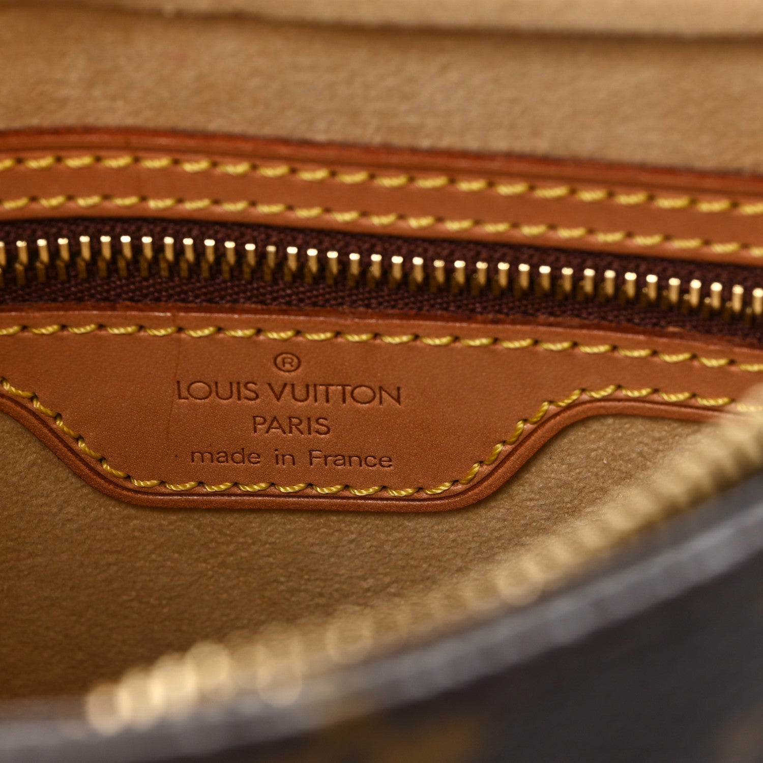 Louis Vuitton Monogram Looping MM
