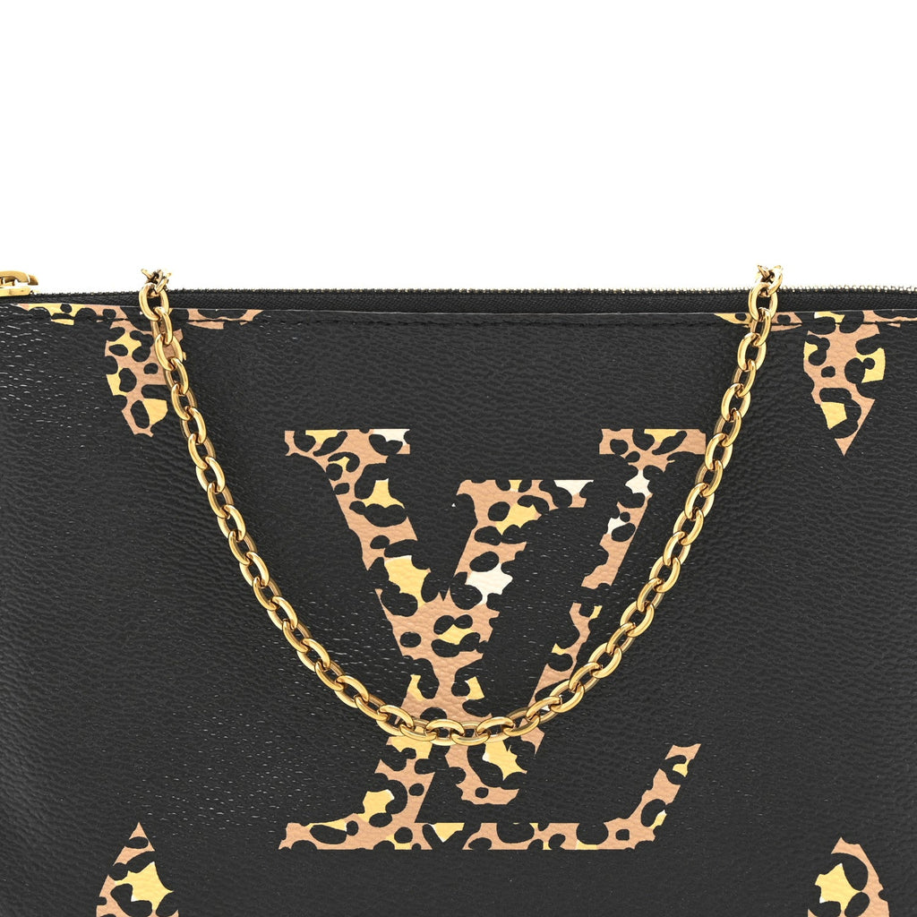 Louis Vuitton Monogram Giant Jungle Pochette Double Zip Black