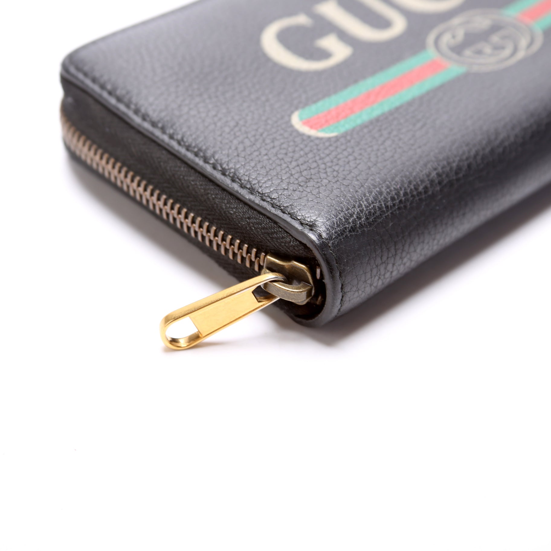 496317 Retro Logo Leather Zip Around Wallet