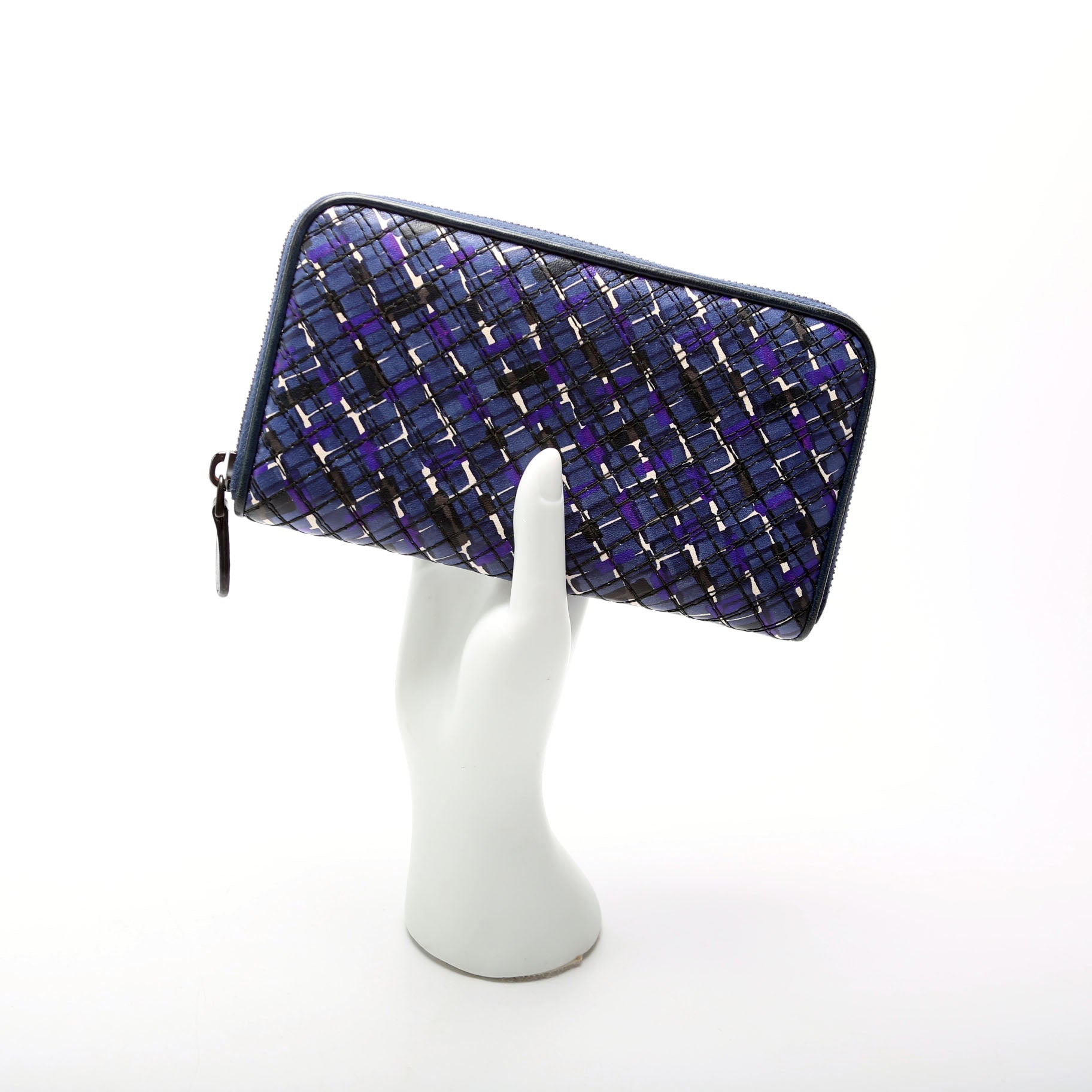 Intrecciato Double Stitched Zip Around Wallet