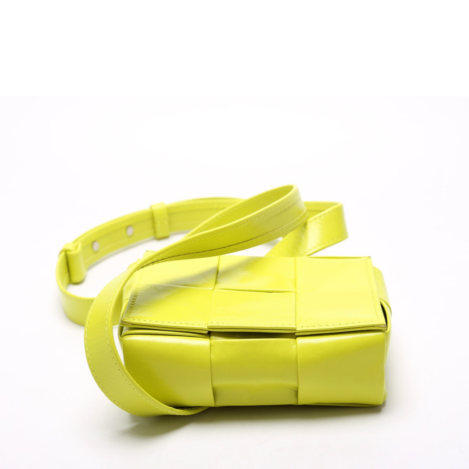Maxi Intrecciato Extra Mini Cassette Crossbody