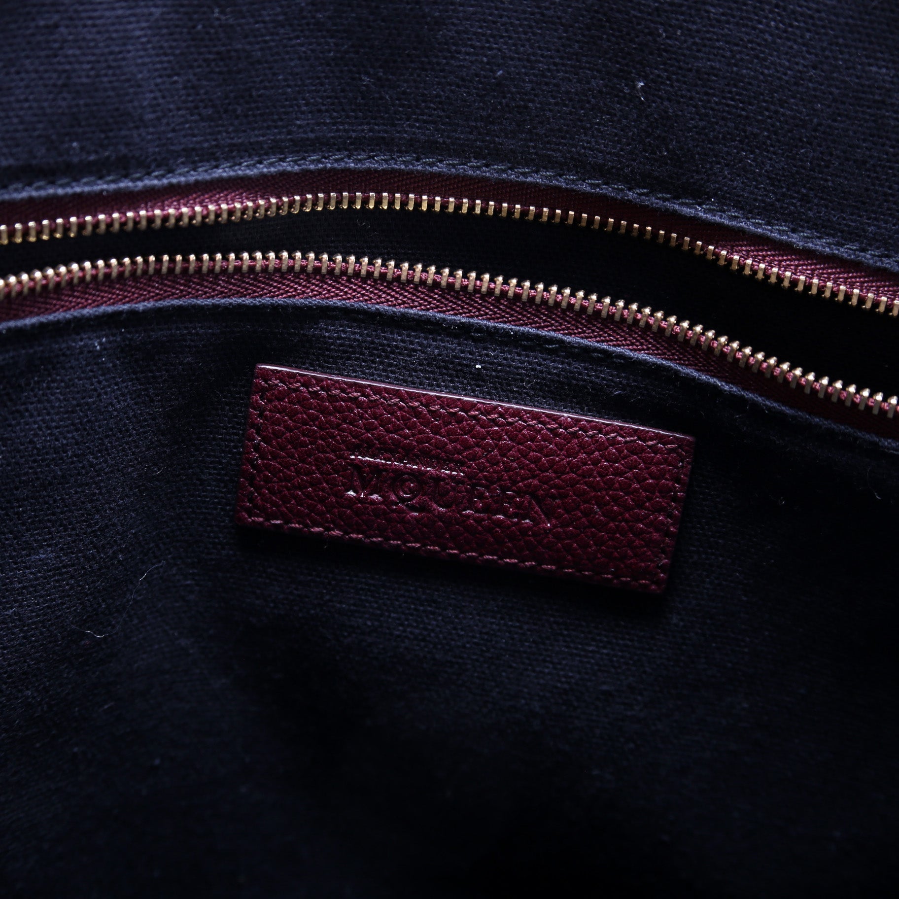 Legend Satchel Medium