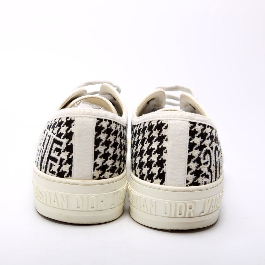 Walk'N'Dior Sneakers Size 38