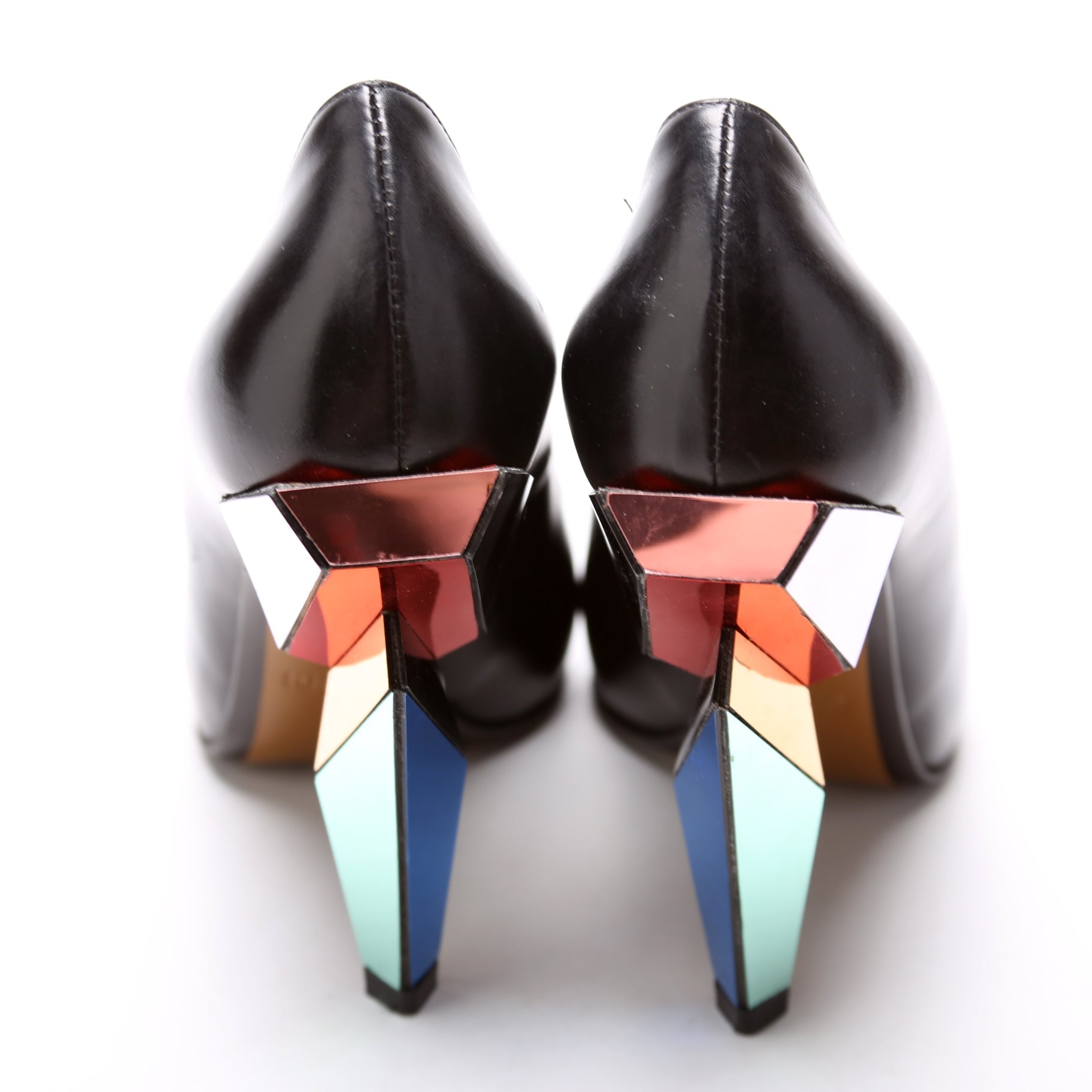 Fendi Pointed Toe Pumps Size 37