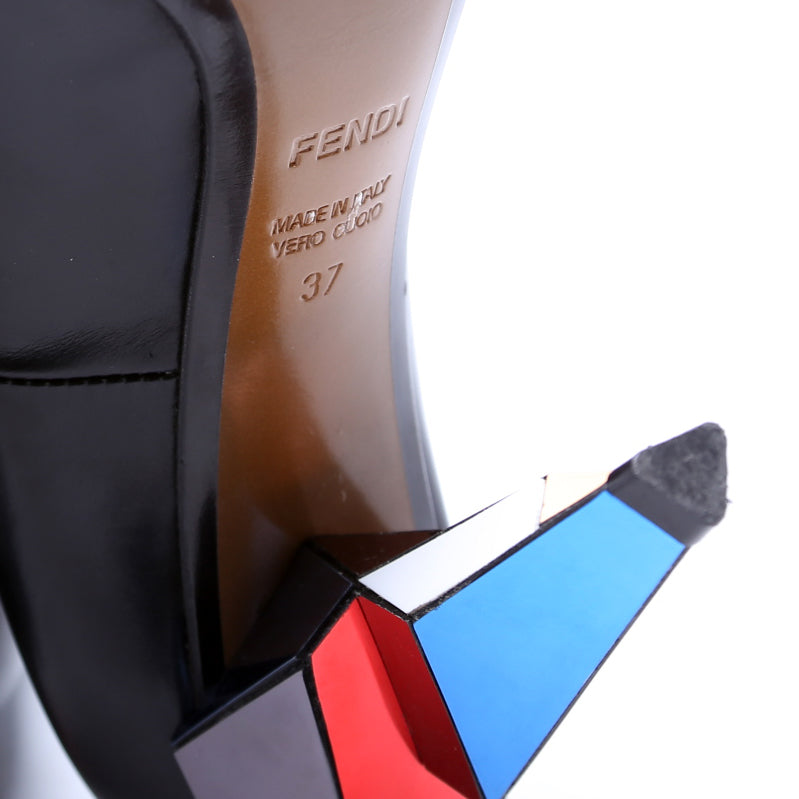 Fendi Pointed Toe Pumps Size 37