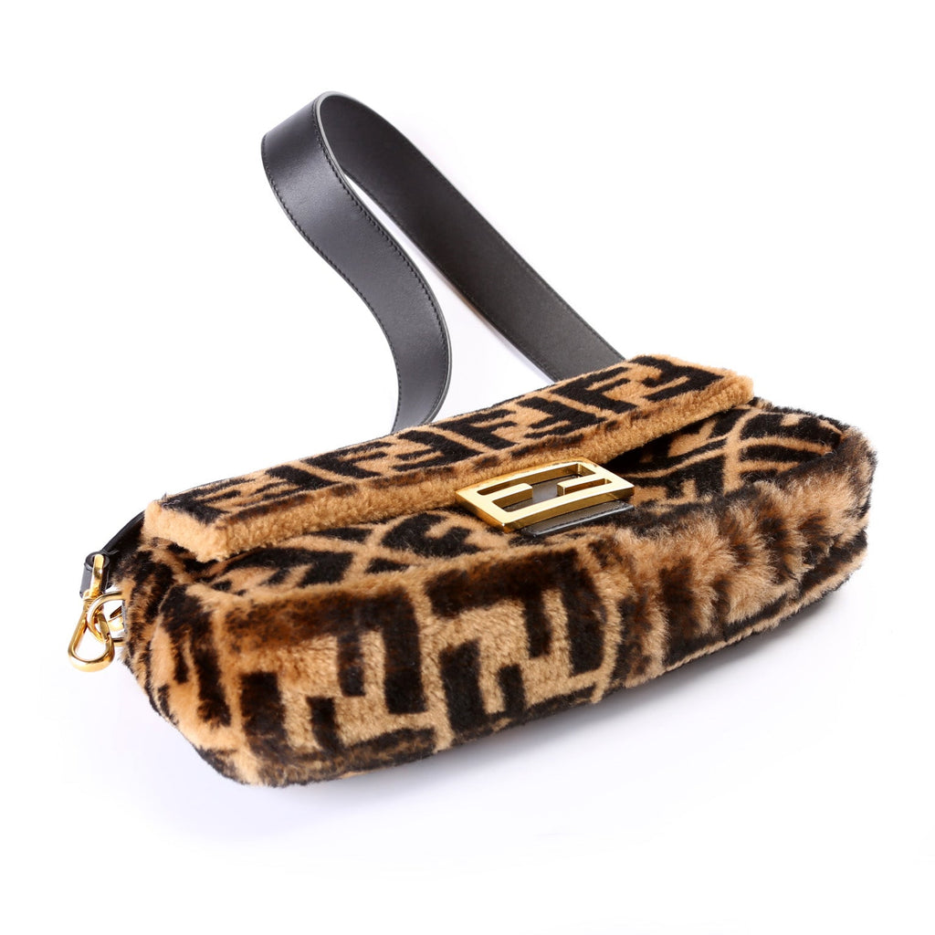 8BR600 Baguette FF Shearling