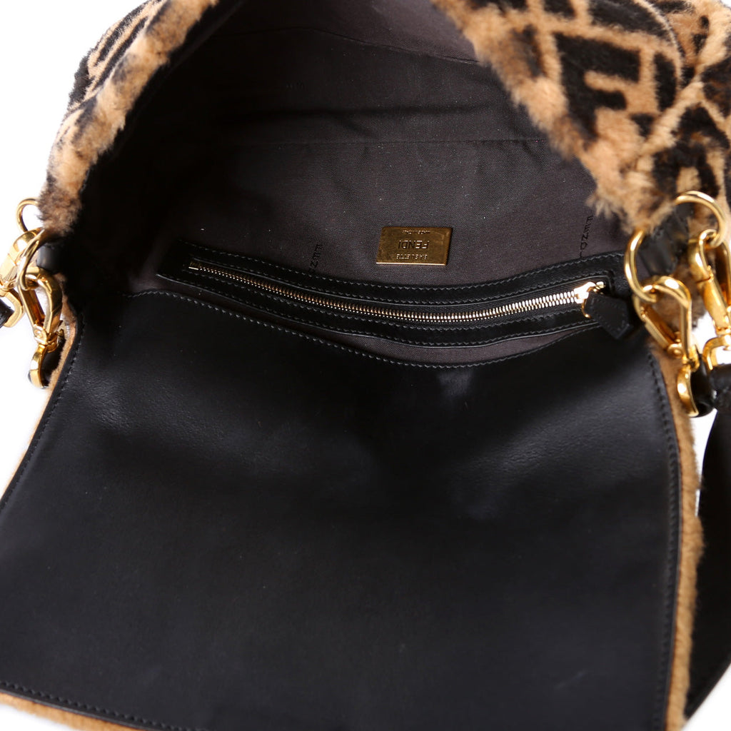 8BR600 Baguette FF Shearling