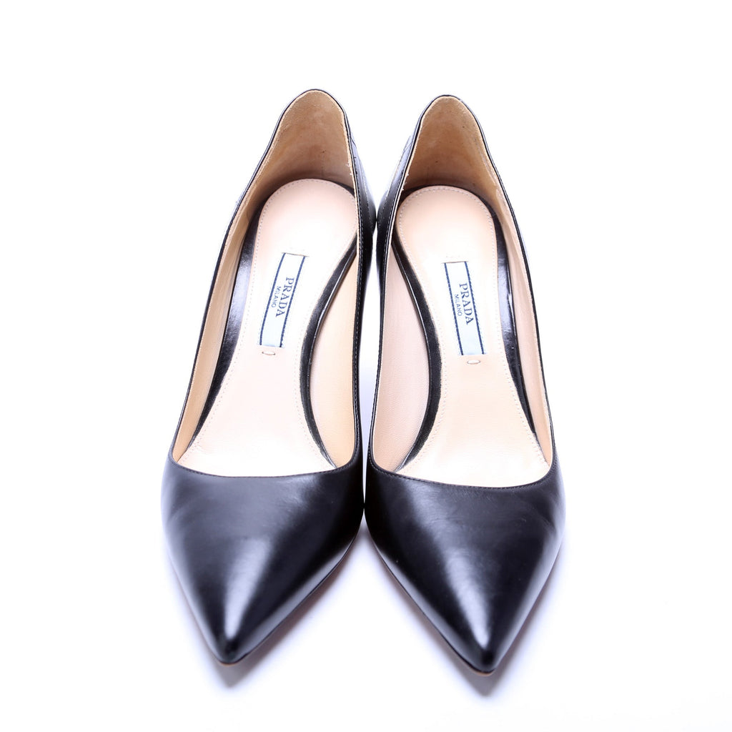 Prada Pointed Toe Pumps Size 37