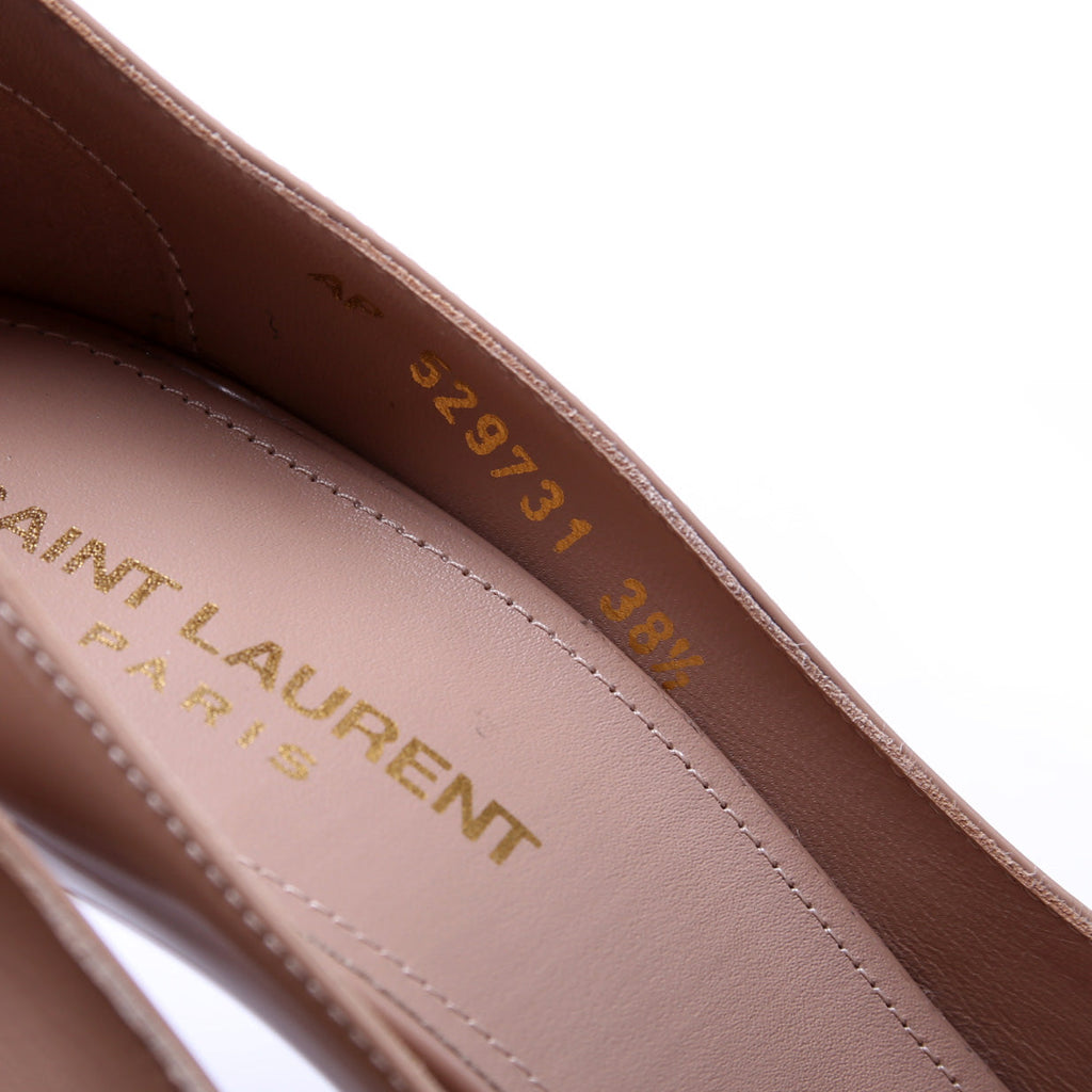 Pointed Toe Patent Pumps Size 38.5