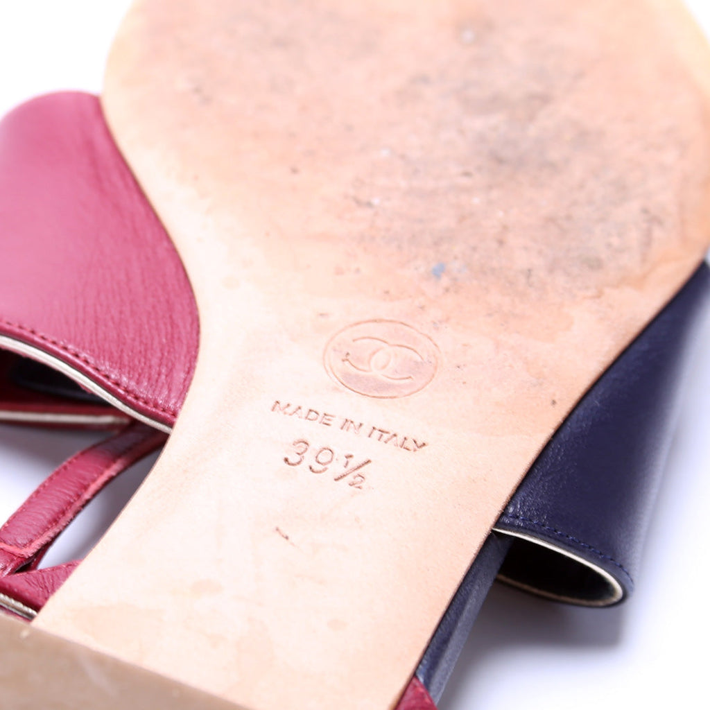 Leather Flat Sandals Size 39.5