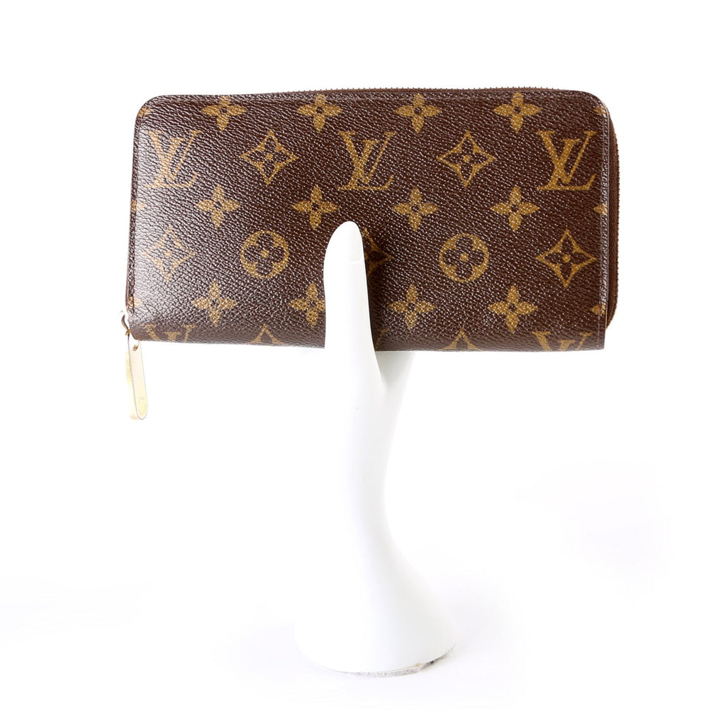 Zippy Wallet Monogram