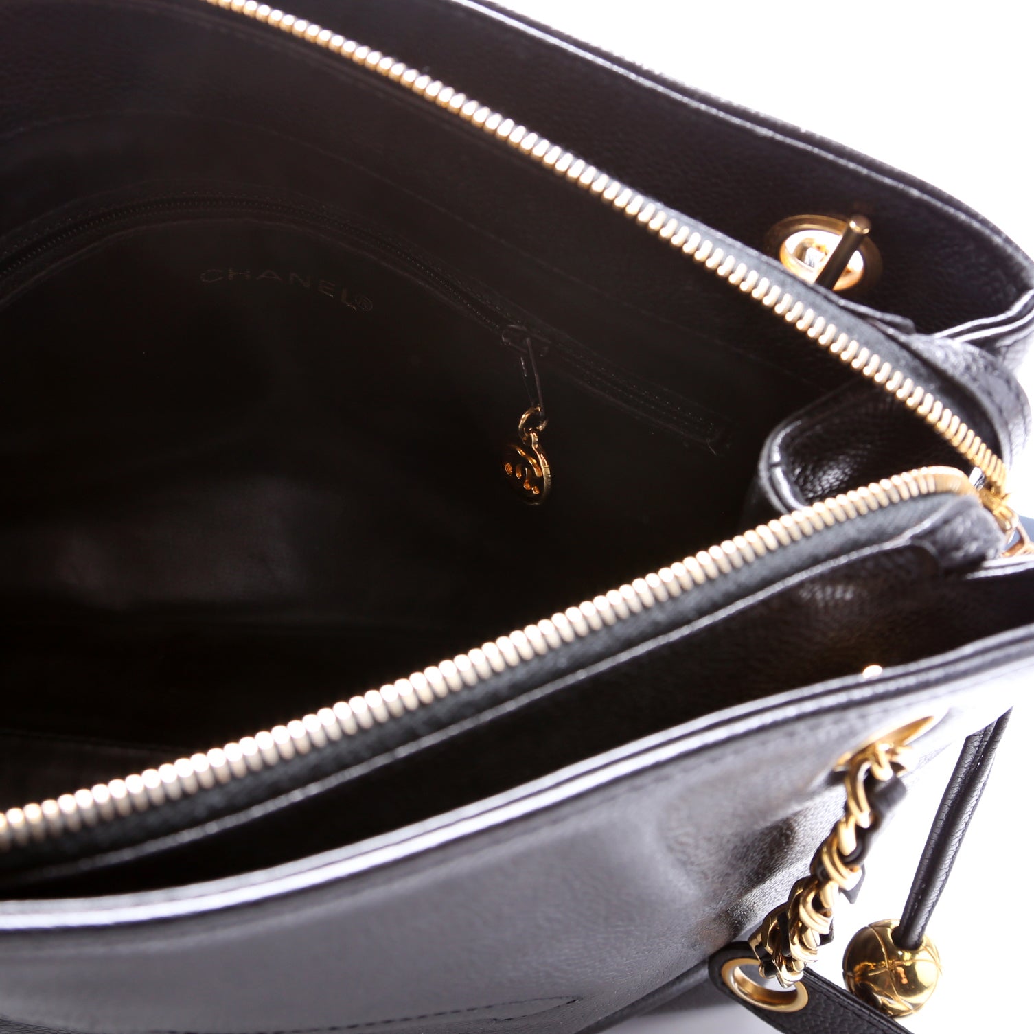 Timeless CC Tote 2M