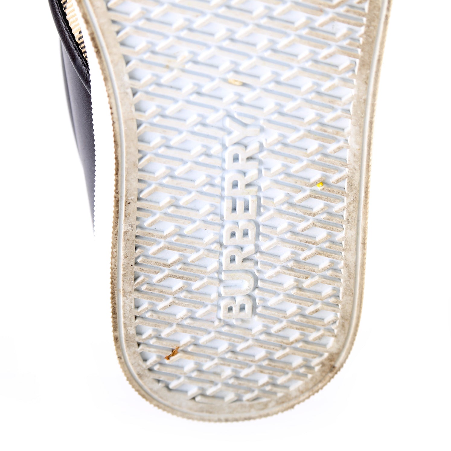 Check Slip On Sneakers Size 39