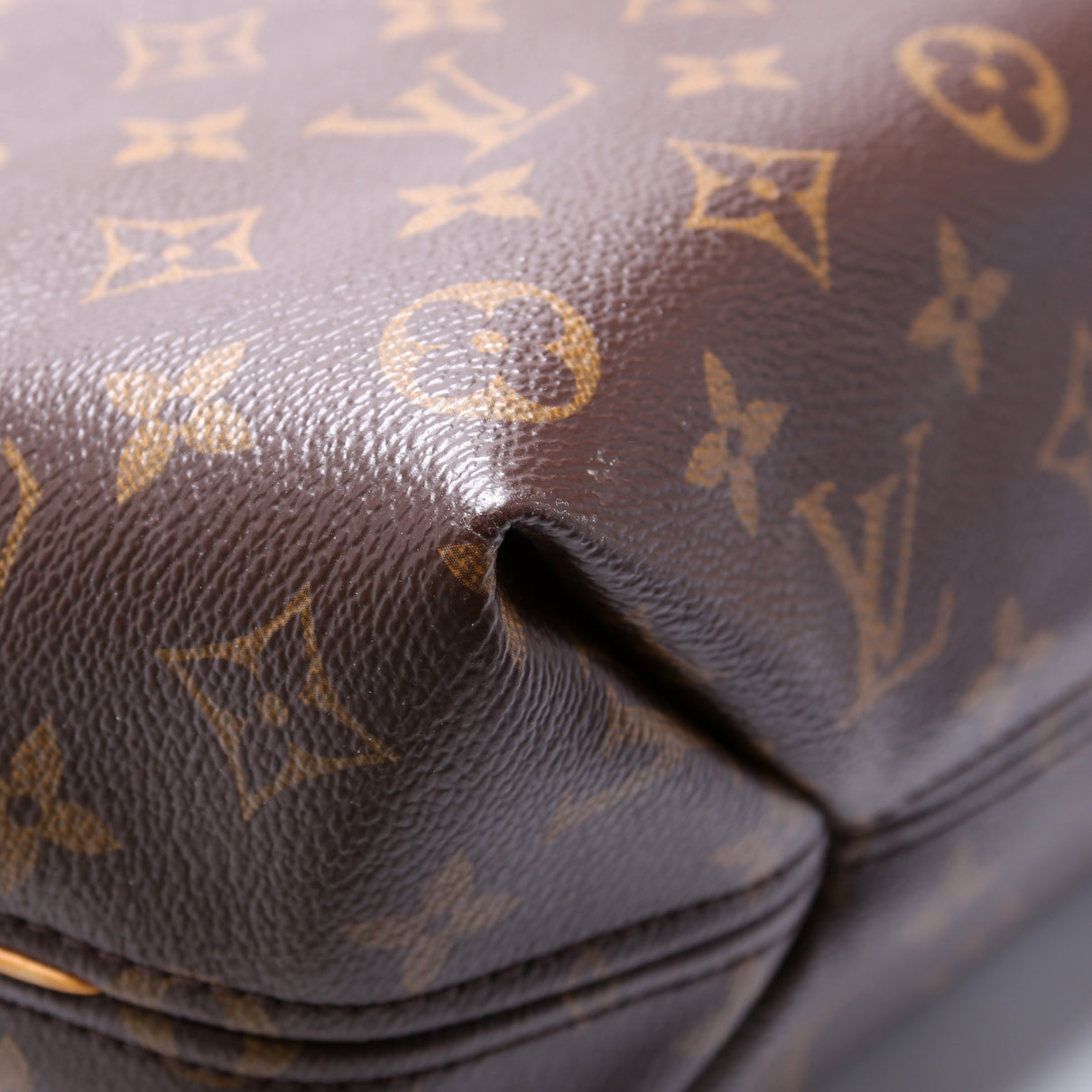 Sully MM Monogram