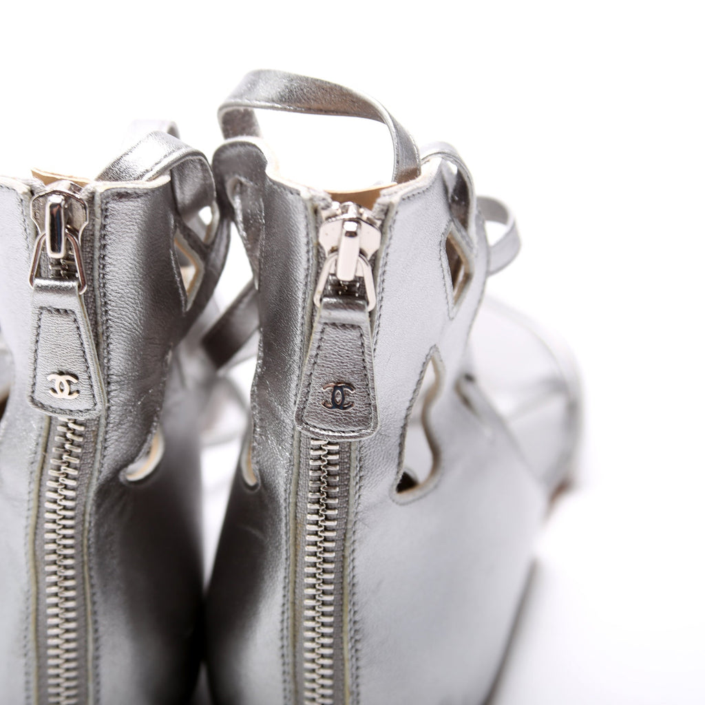 Gladiator Flat Sandals Size 37