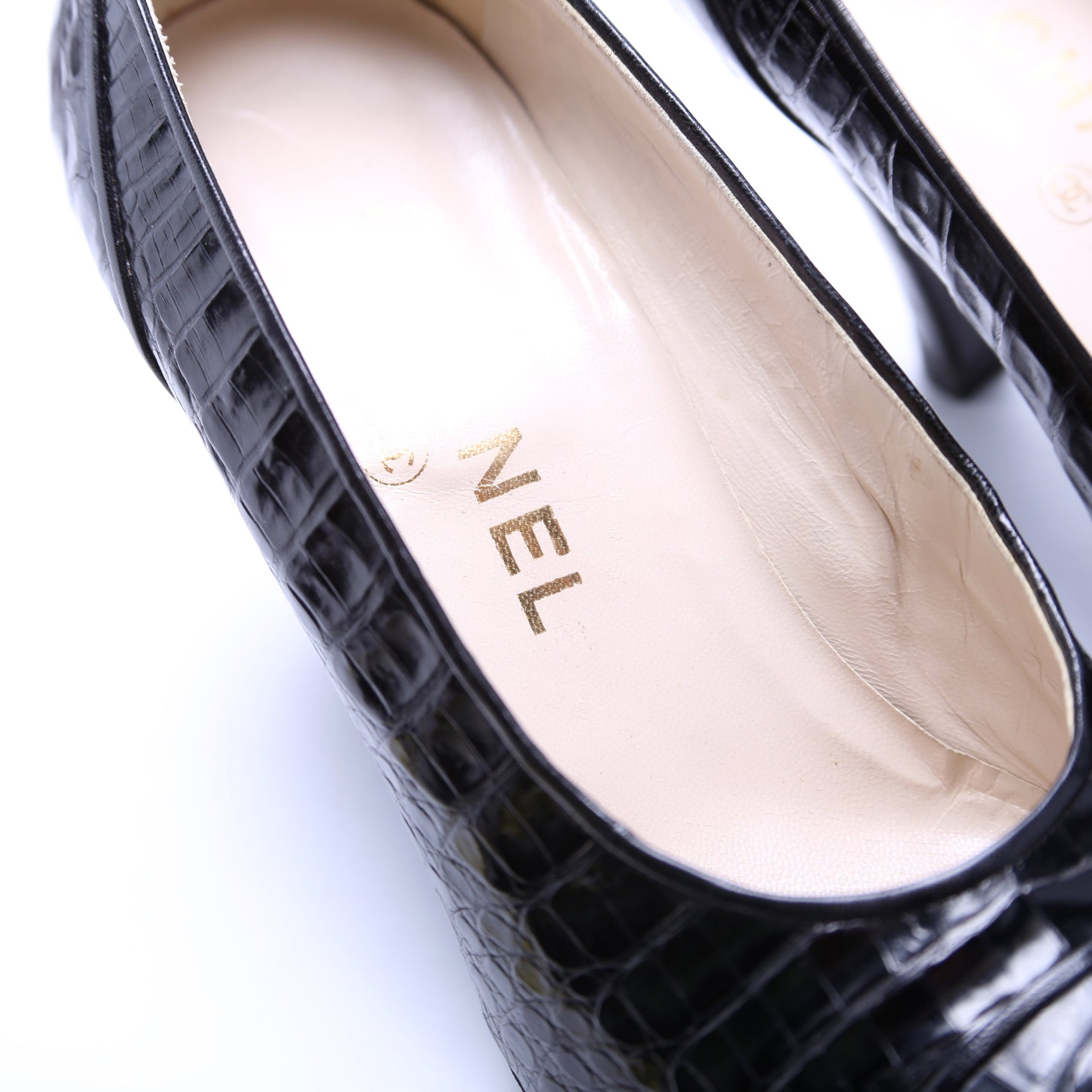 Pointed Toe Python Pumps Size 37.5