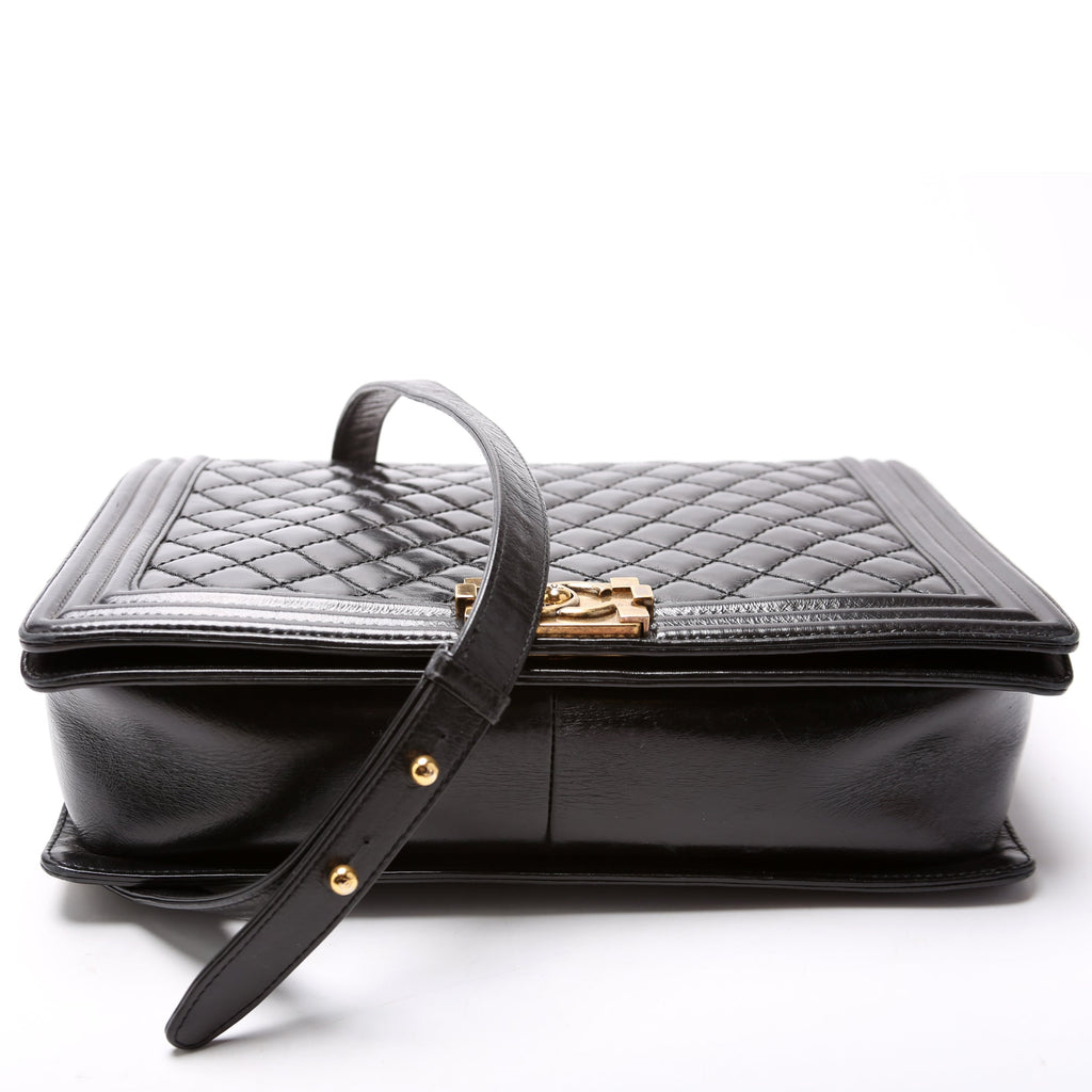 Boy Flap Large Lambskin 18M