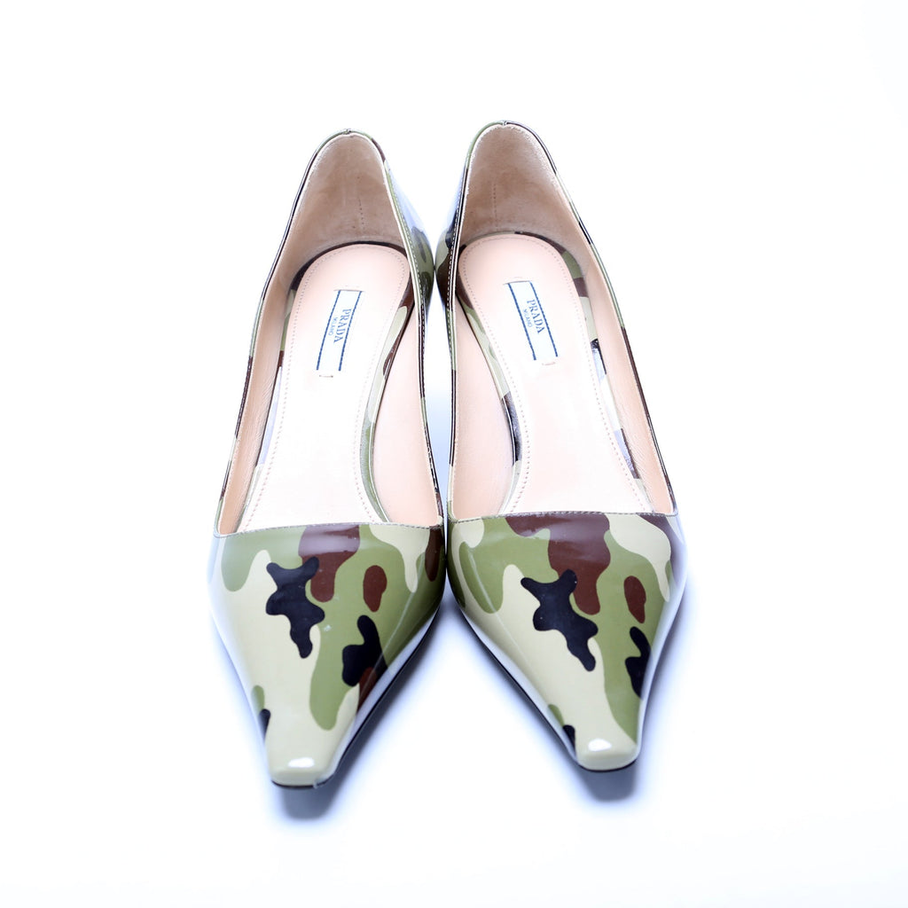 Prada Pointed Toe Pumps Size 40