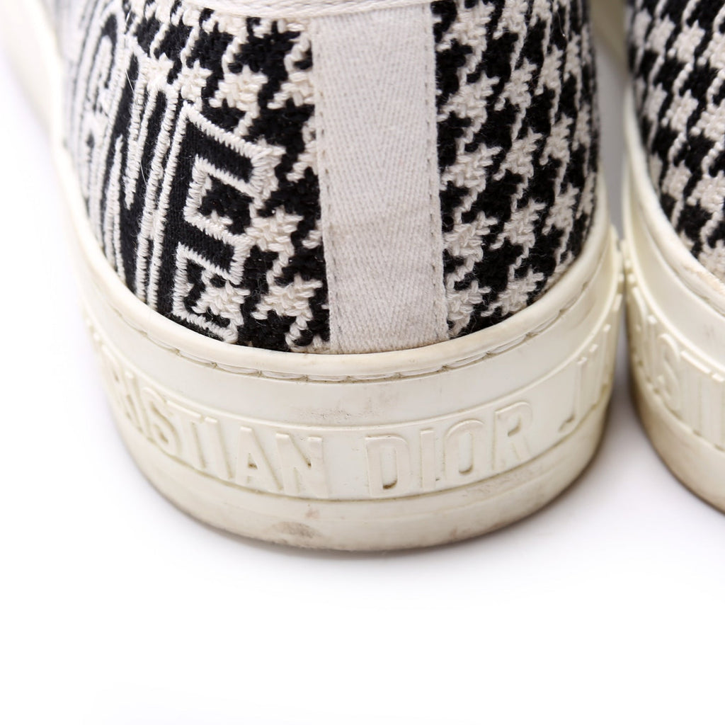 Dior Walk'N'Dior Sneakers Size 38