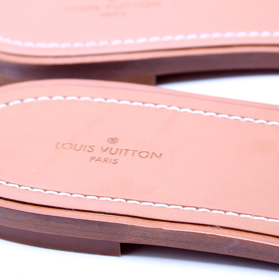 Lock It Flat Mules Size 39