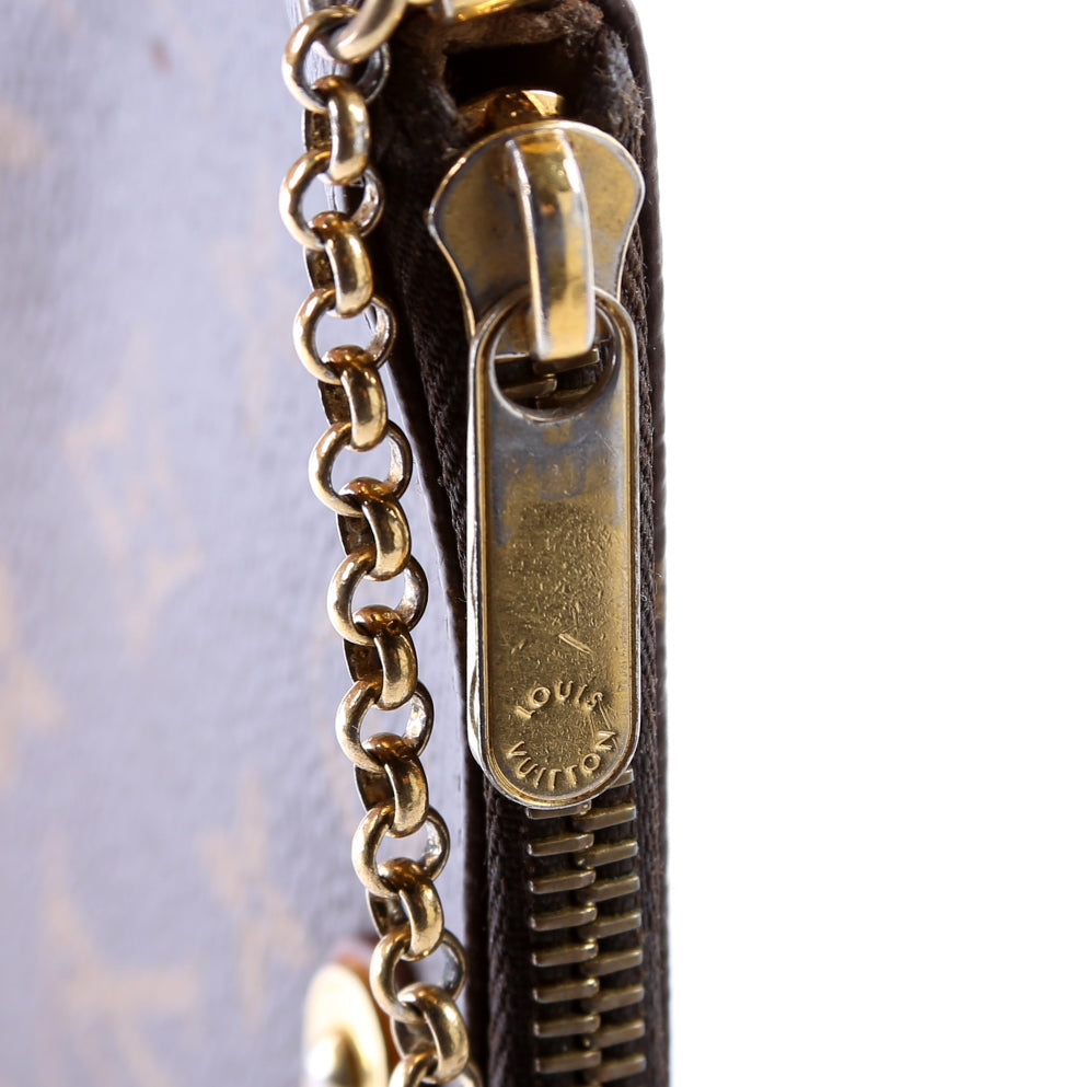 Pochette Milla MM Monogram