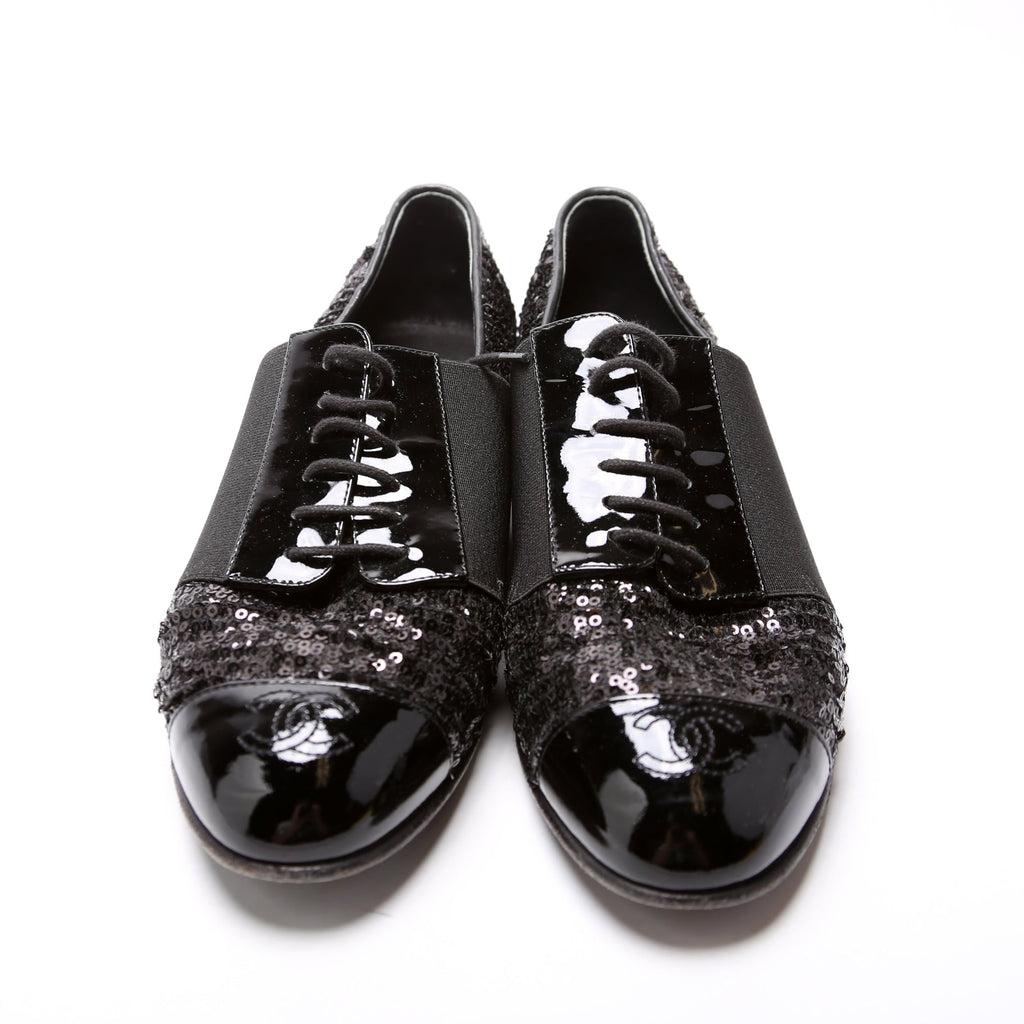Logo Oxfords Size 38