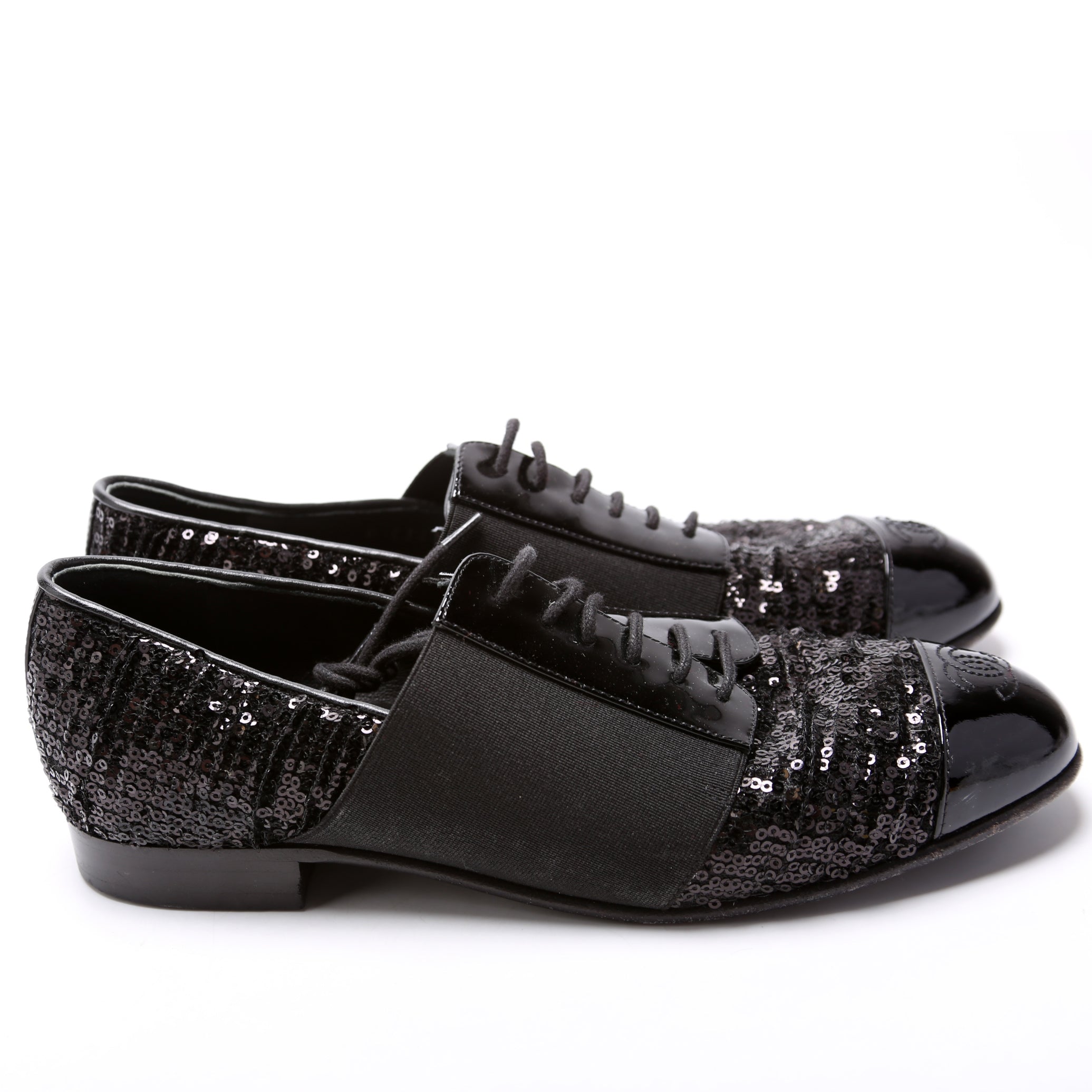 Logo Oxfords Size 38
