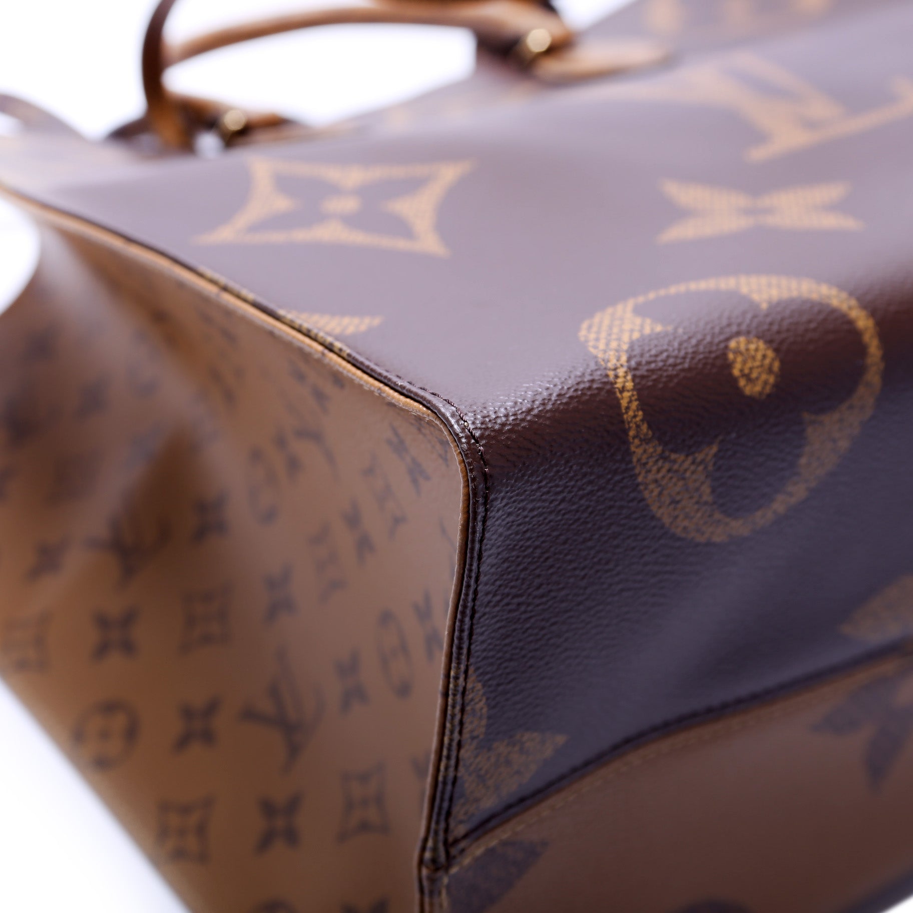 ONTHEGO GM Monogram