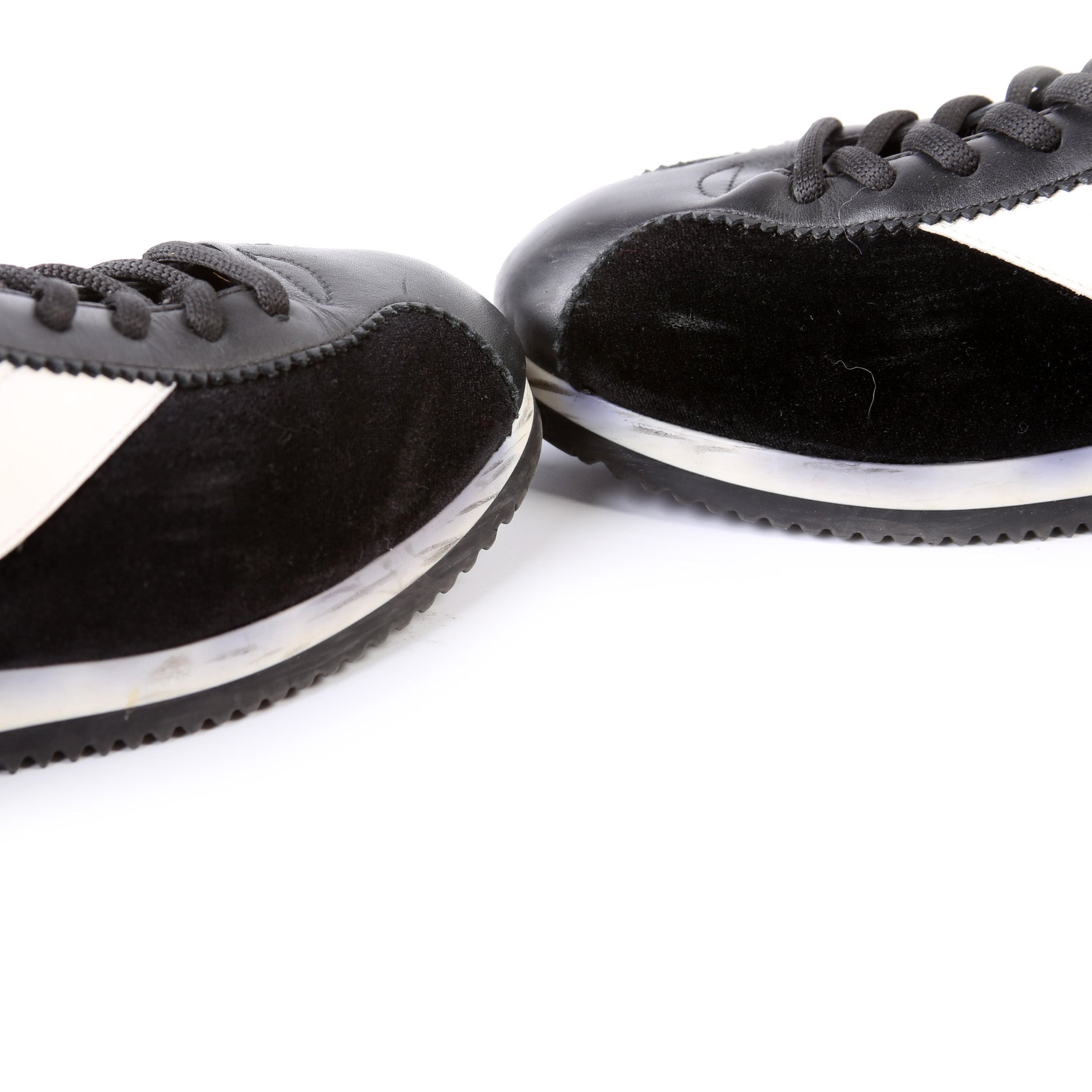 Dior Logo Leather Sneakers Size 40