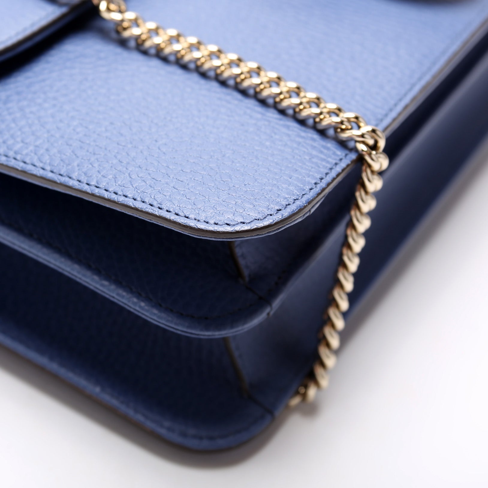 510303 Interlocking GG Shoulder