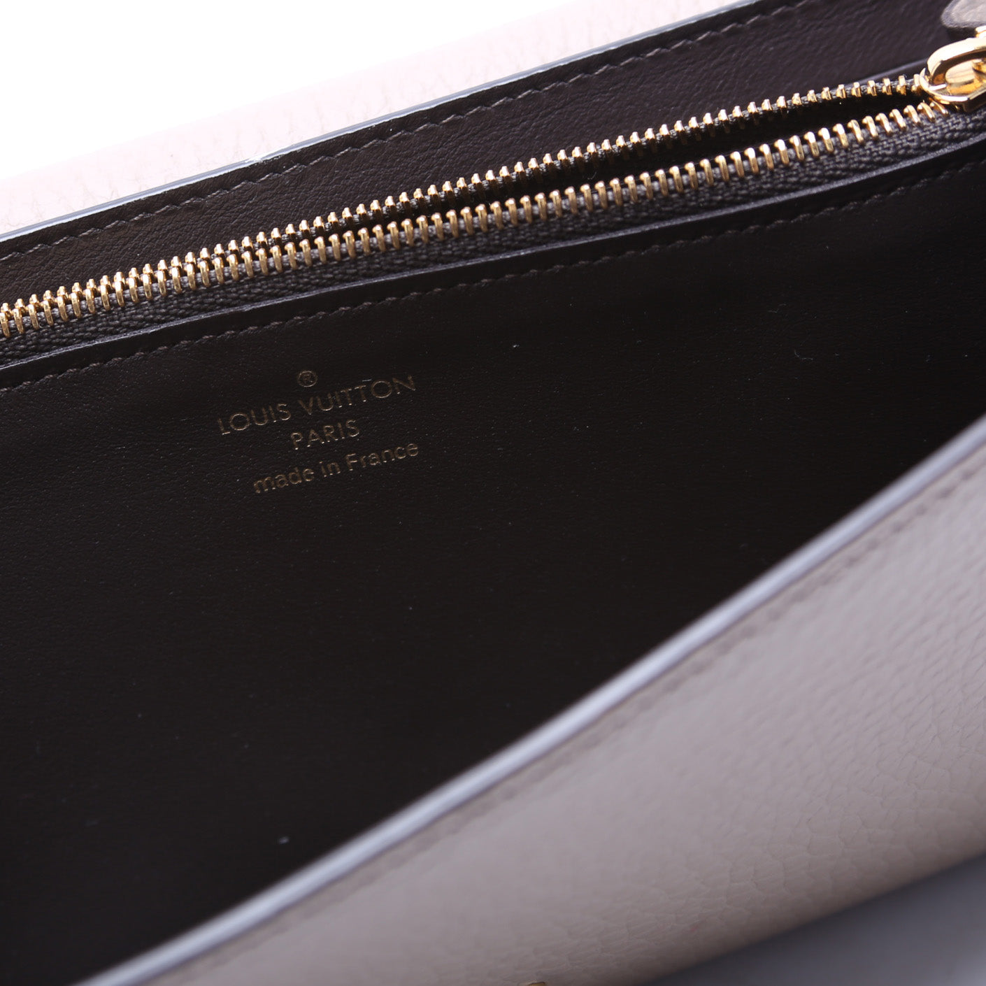 Capucines Wallet Large Plain